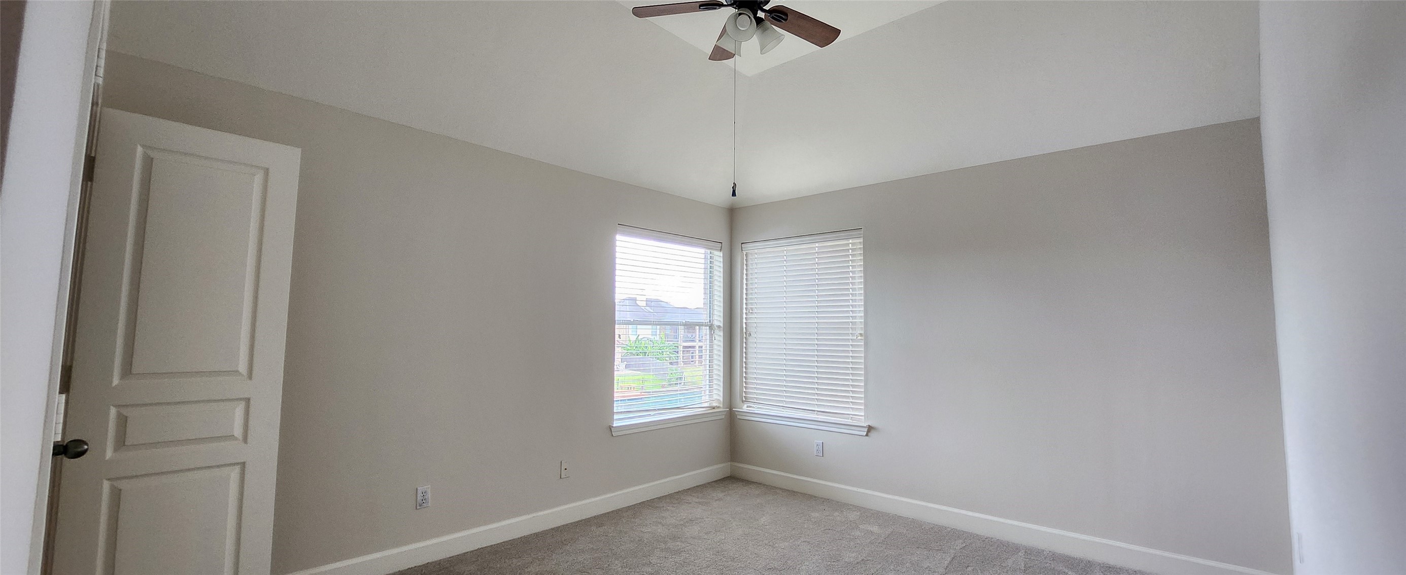 Upstairs large secondary bedroom, High ceilings, fresh paint