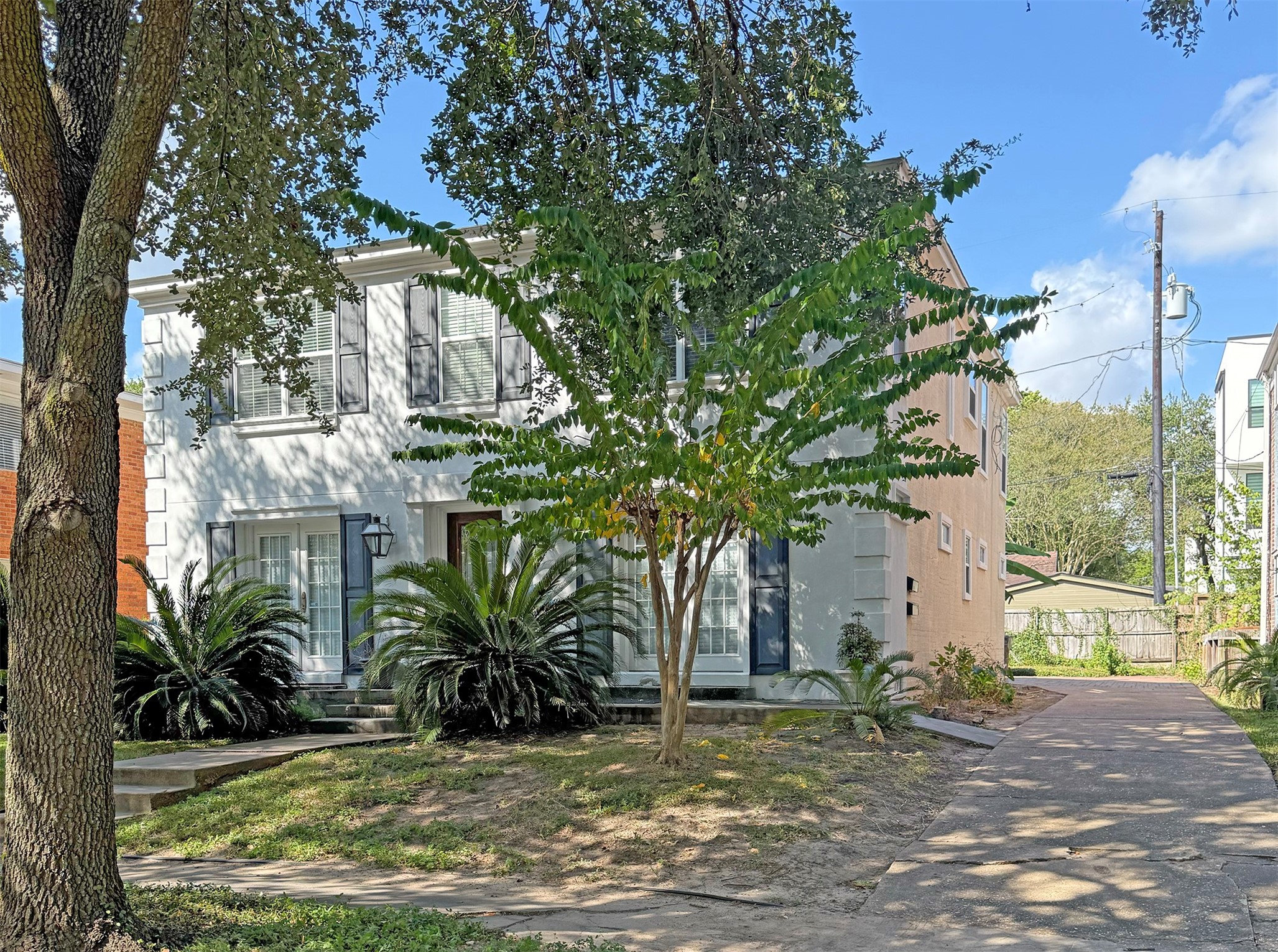 2124 South Boulevard, Houston, TX 77098