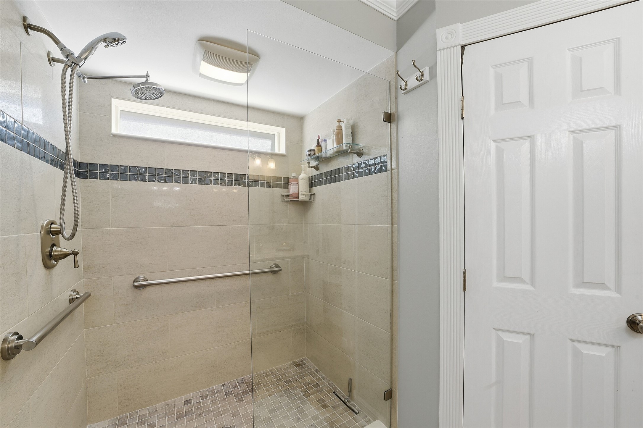 7611 Mauna Kai Drive, Houston, TX 77095