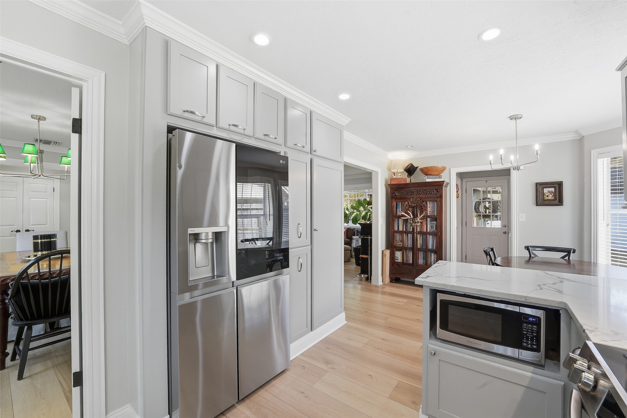 Recently updated kitchen!!  Comes with state of the art refrigerator that makes ice AND craft ice.