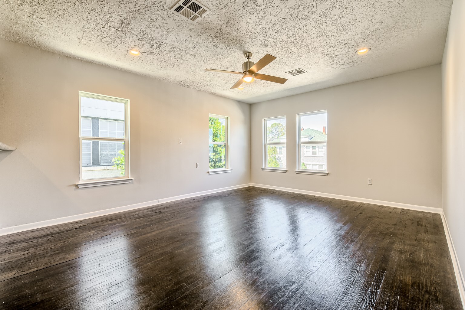 519 W Clay Street, #2, Houston, TX 77019