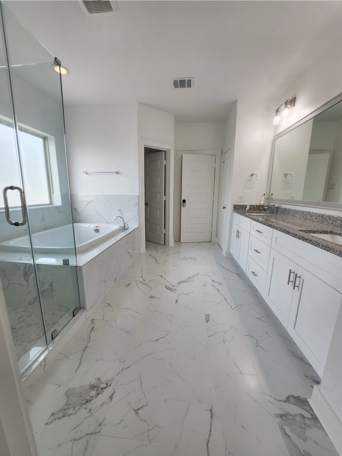 16722 Echo Heights Drive, Cypress, TX 77433