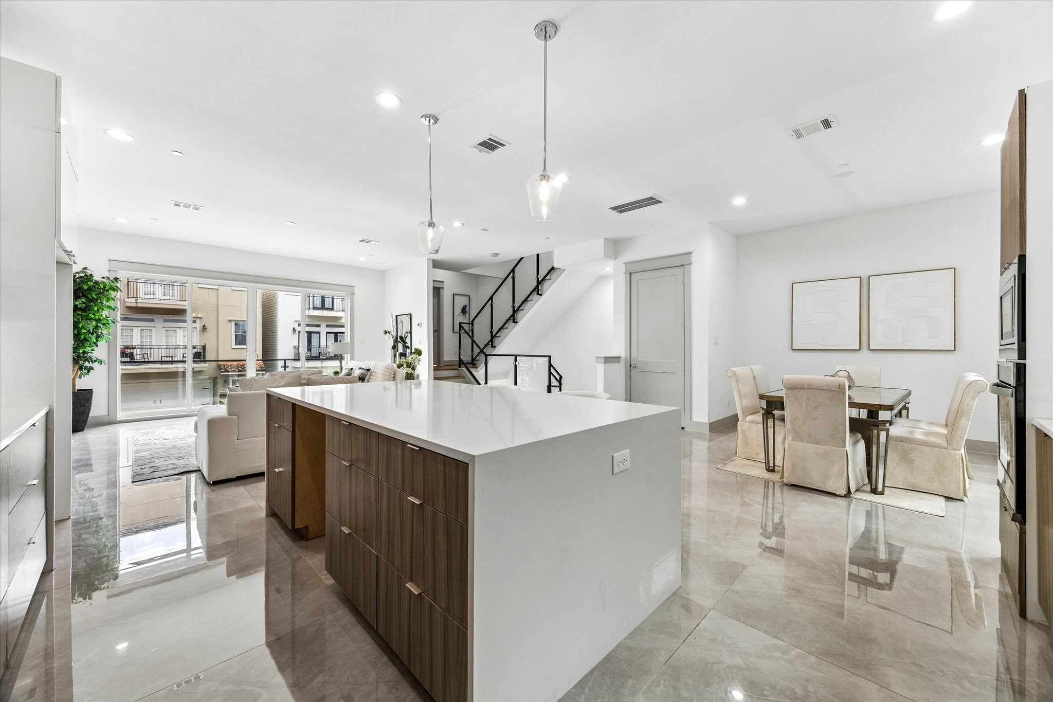 1605 Utah Street, Houston, TX 77007