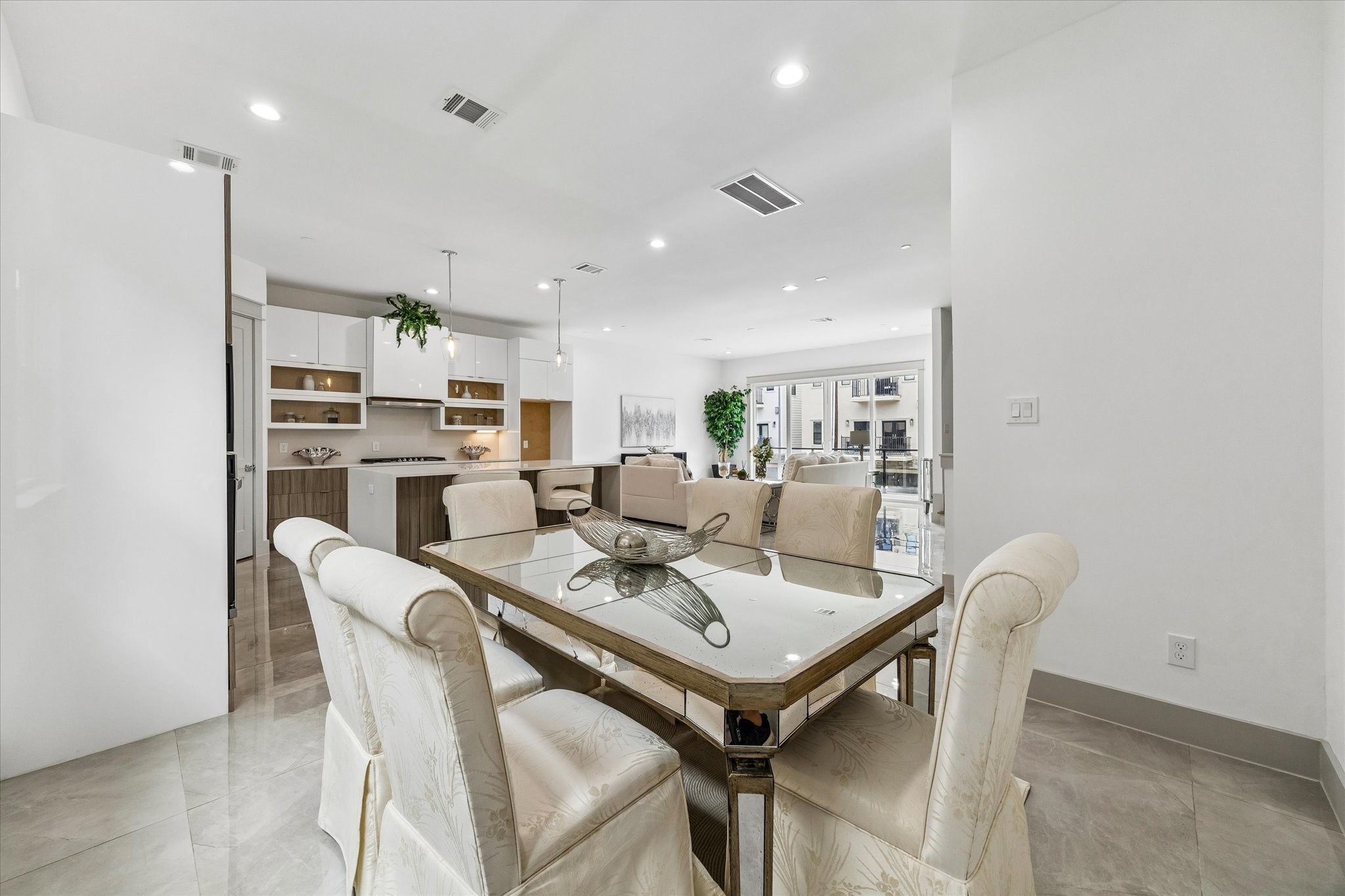 1605 Utah Street, Houston, TX 77007