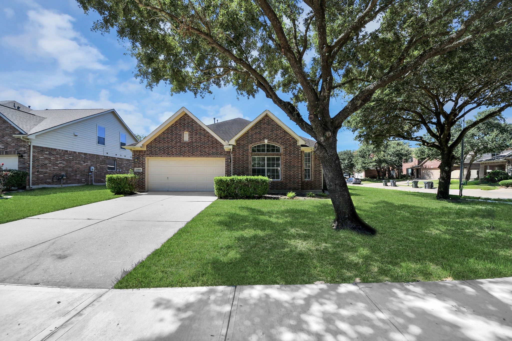 13935 Charterhouse Way, Sugar Land, TX 77498 13935 Charterhouse Way, Sugar Land, TX 77498