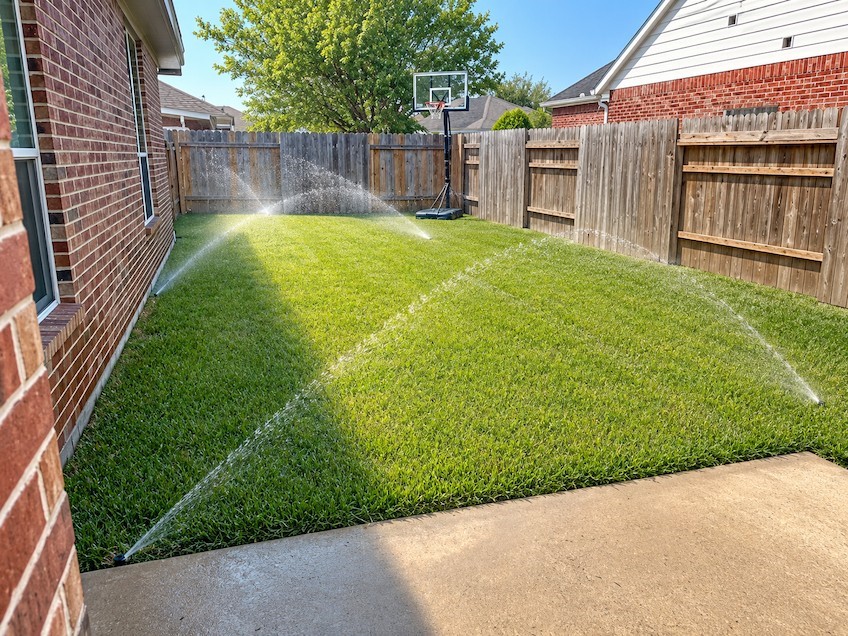 Automatic sprinkler system in front and backyard