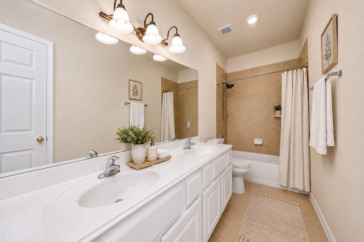 Virtually staged secondary bathroom