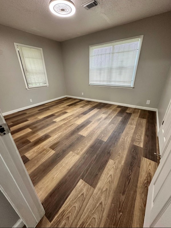 One of the secondary bedrooms