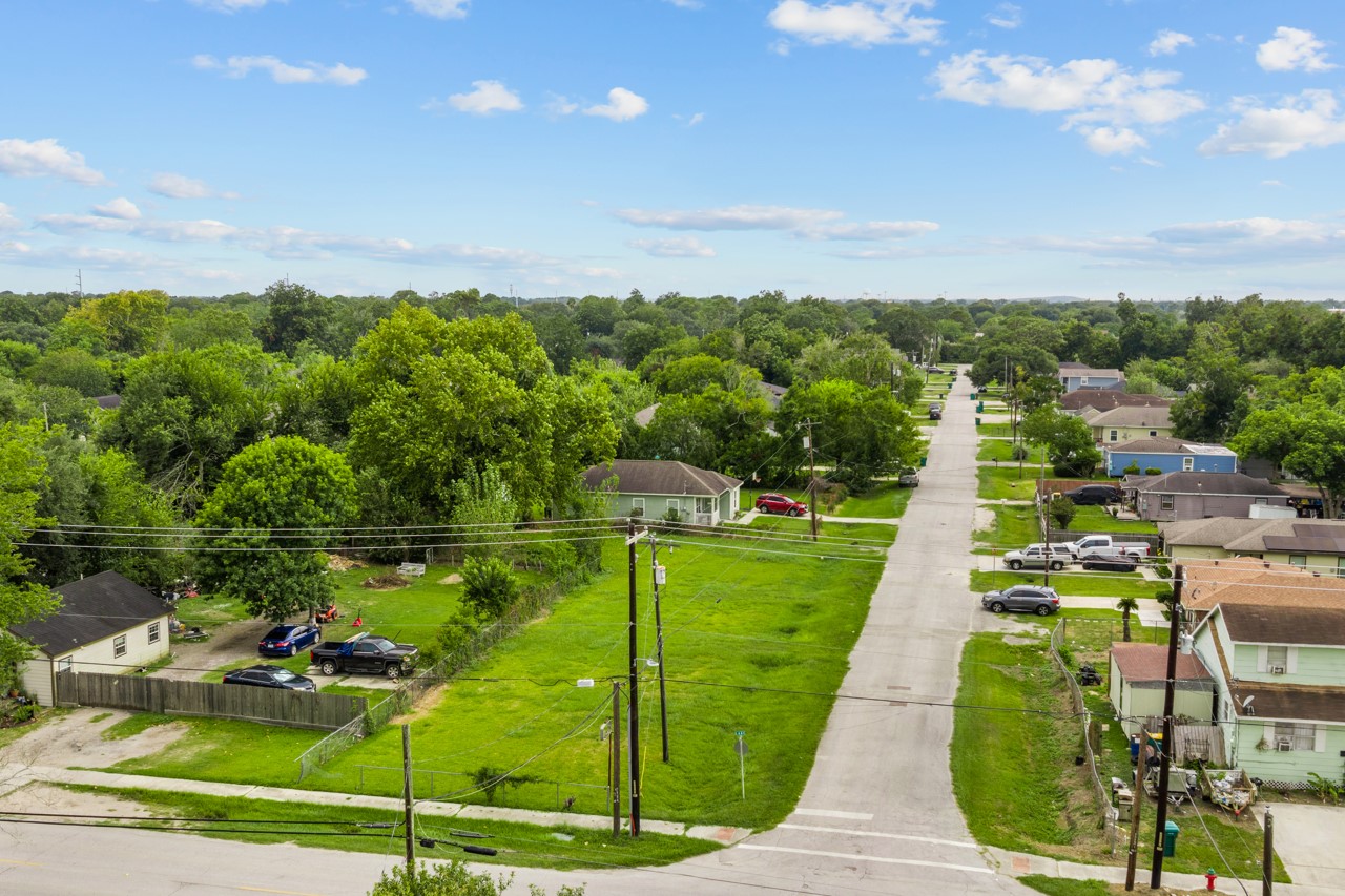 1901 Rosalee Street, La Marque, TX 77568 1901 Rosalee Street, La Marque, TX 77568