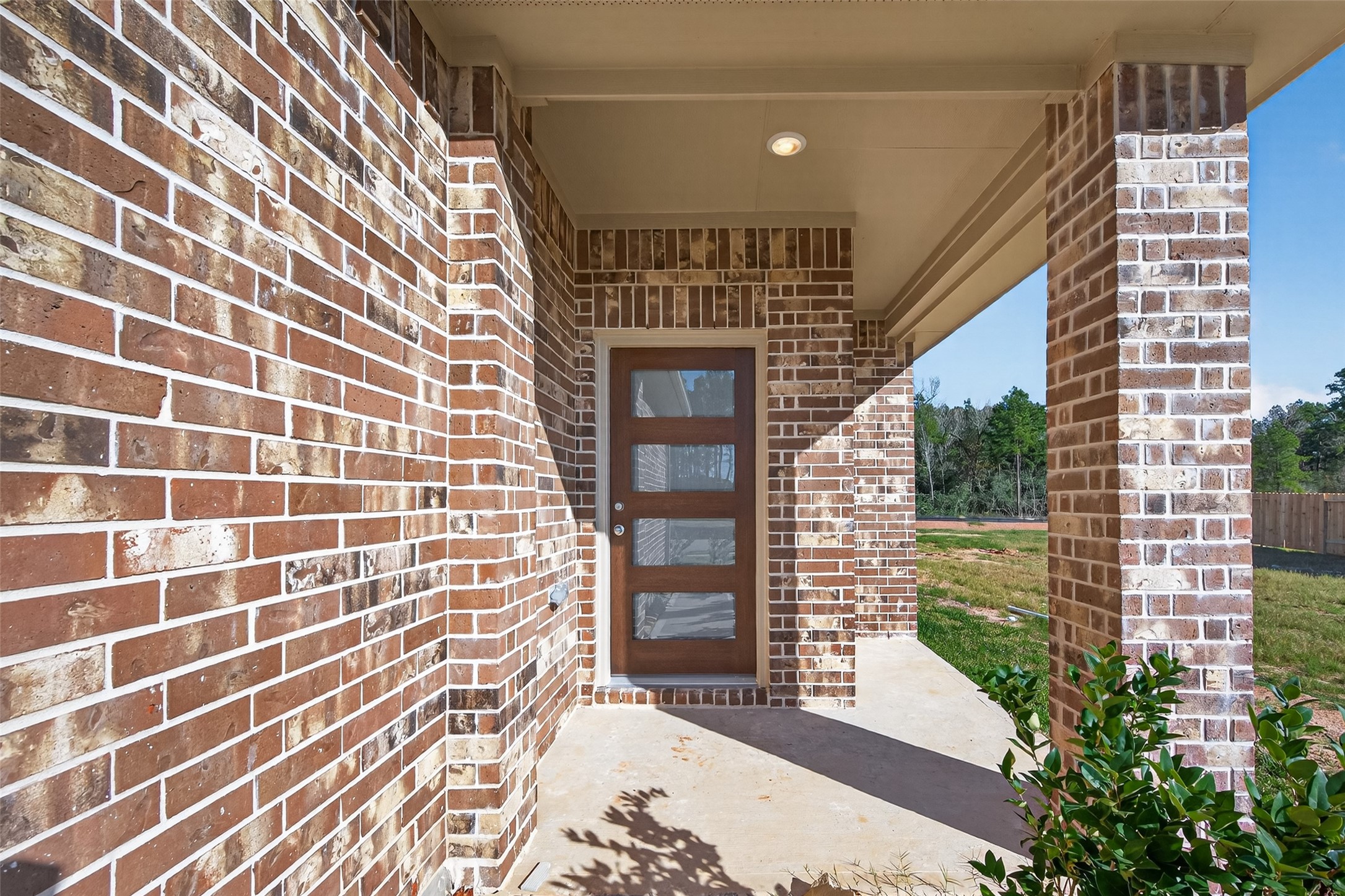9964 Enclave Grove Street, Willis, TX 77318