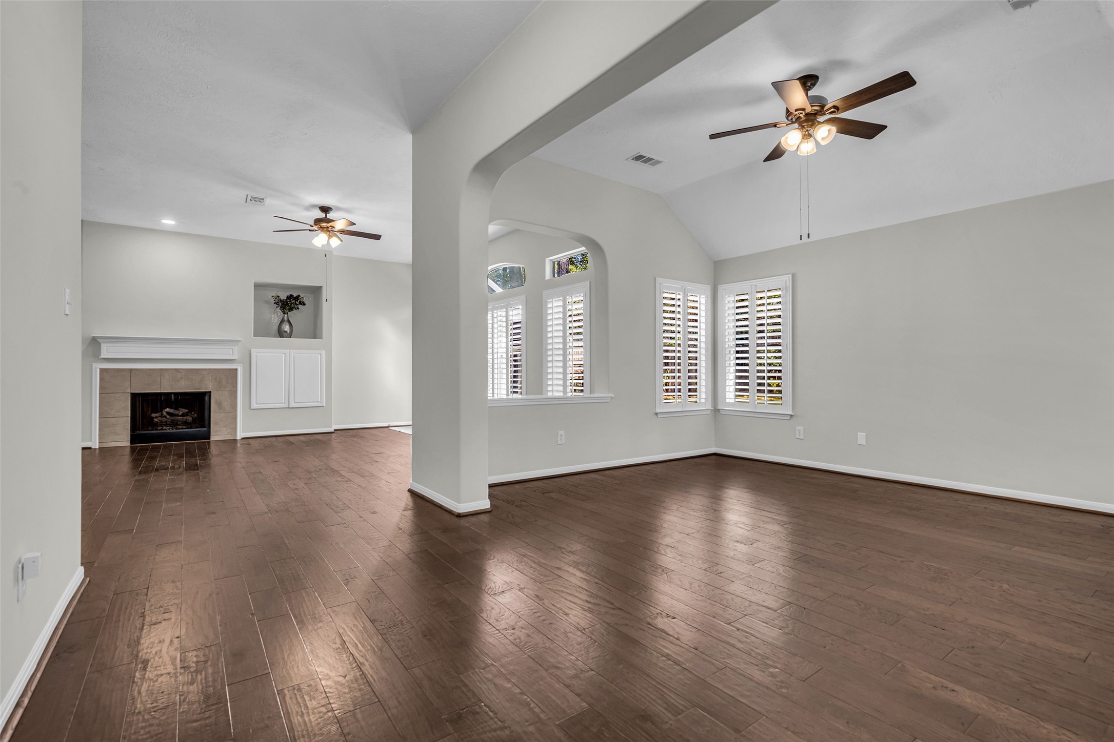 39 Currymead Place, The Woodlands, TX 77382