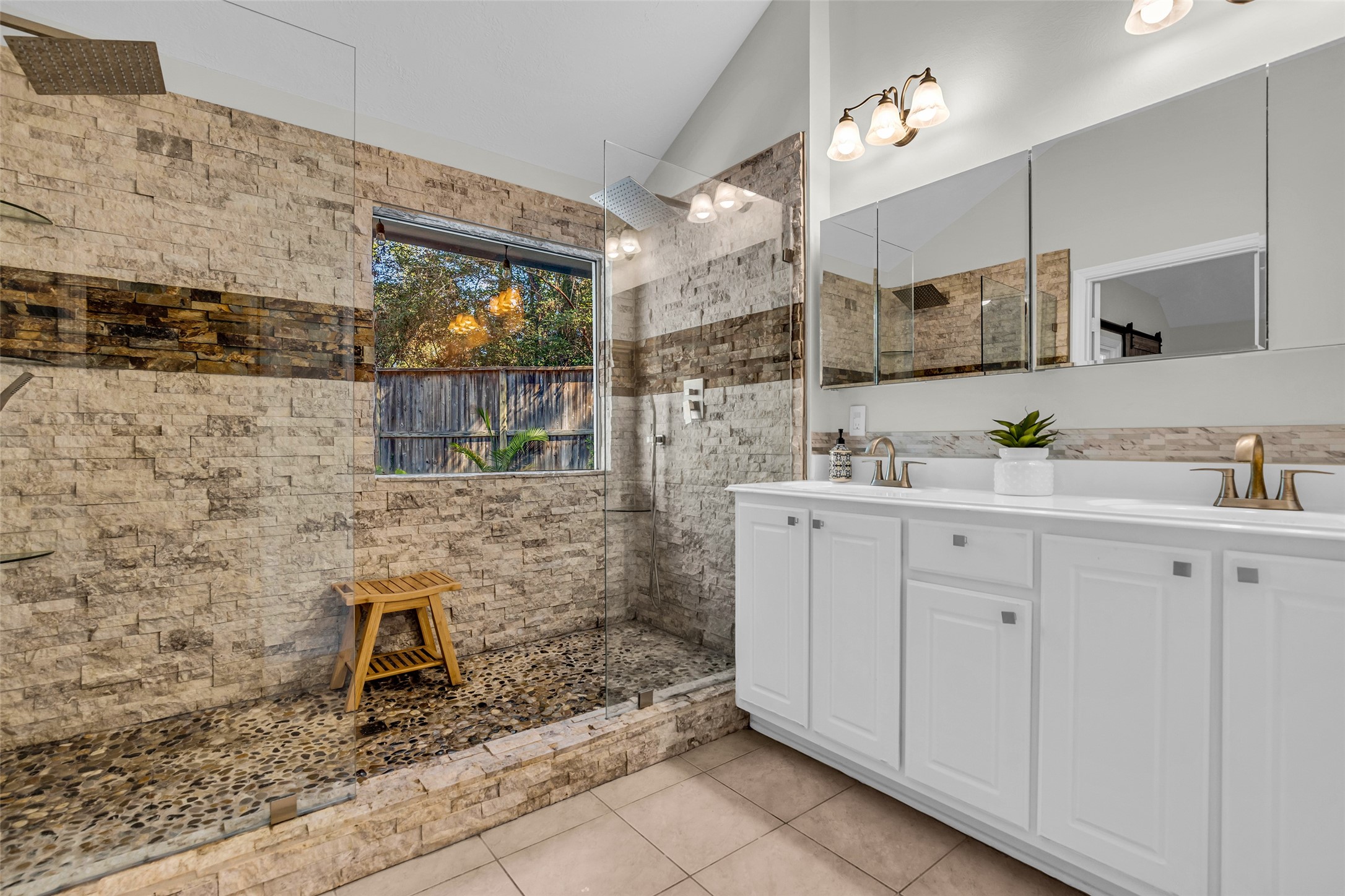 Spa-like Double Shower