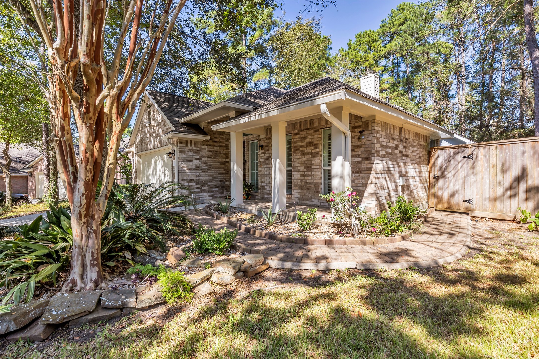 39 Currymead Place, The Woodlands, TX 77382
