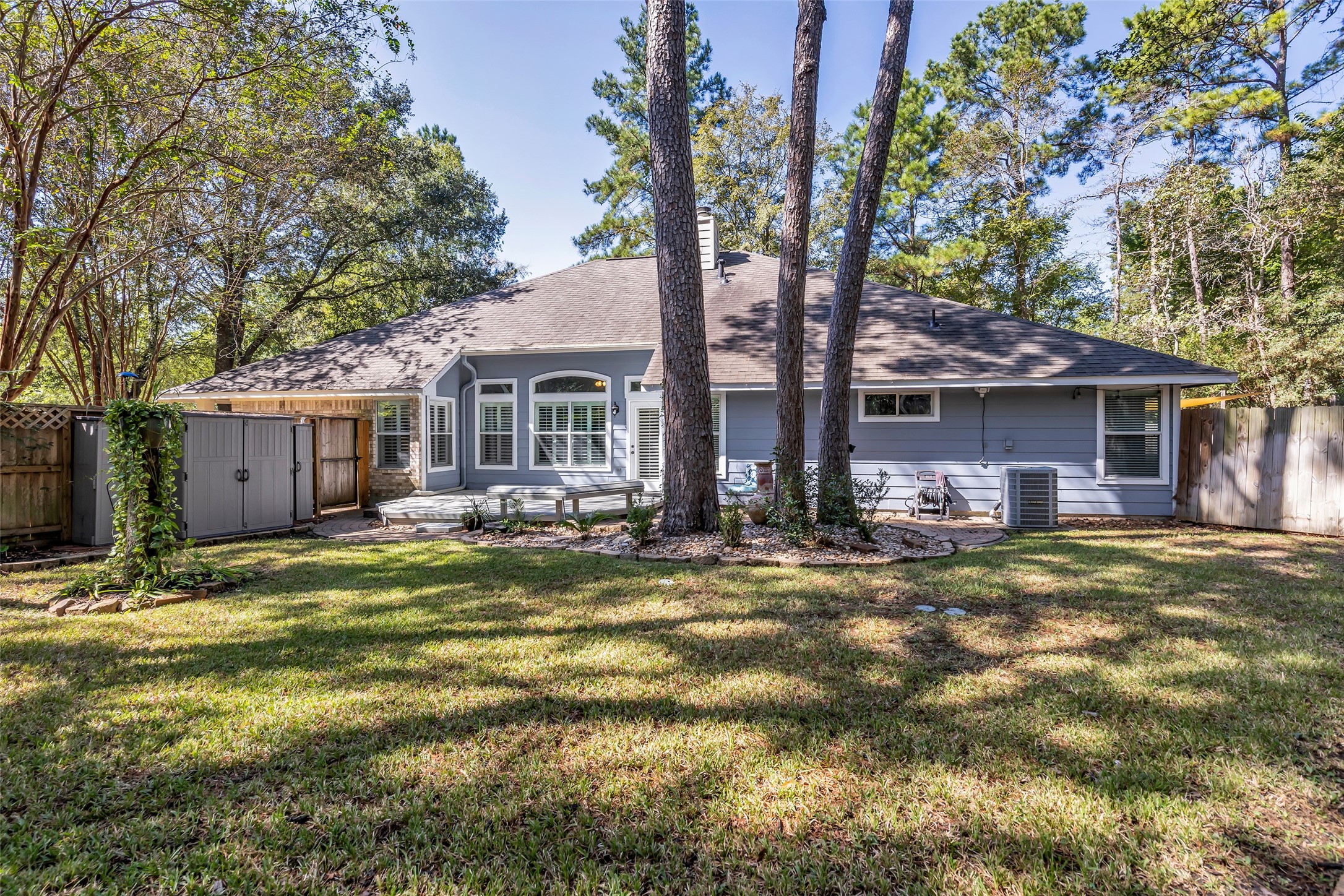 39 Currymead Place, The Woodlands, TX 77382