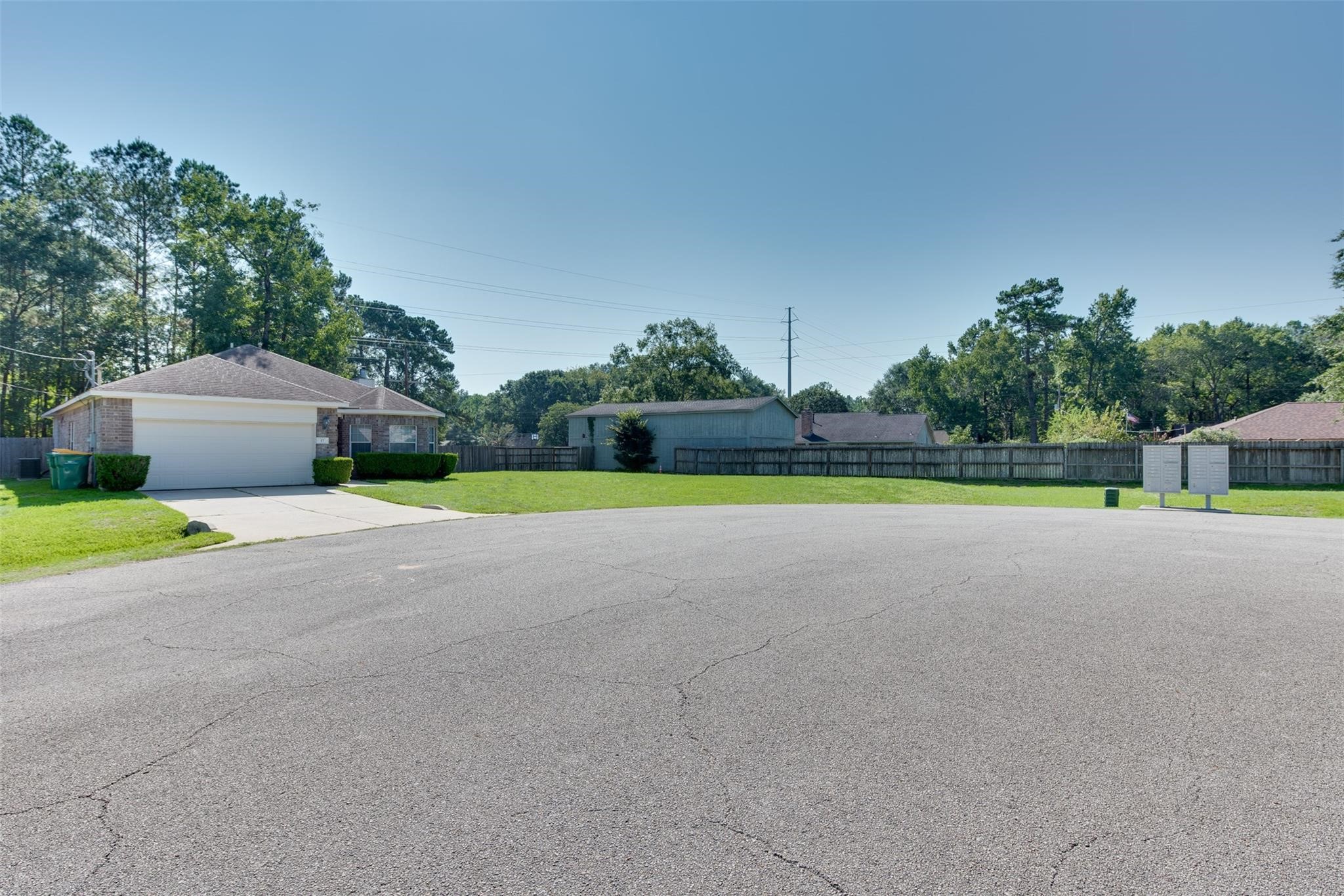 17 Pine Way, Conroe, TX 77304 17 Pine Way, Conroe, TX 77304