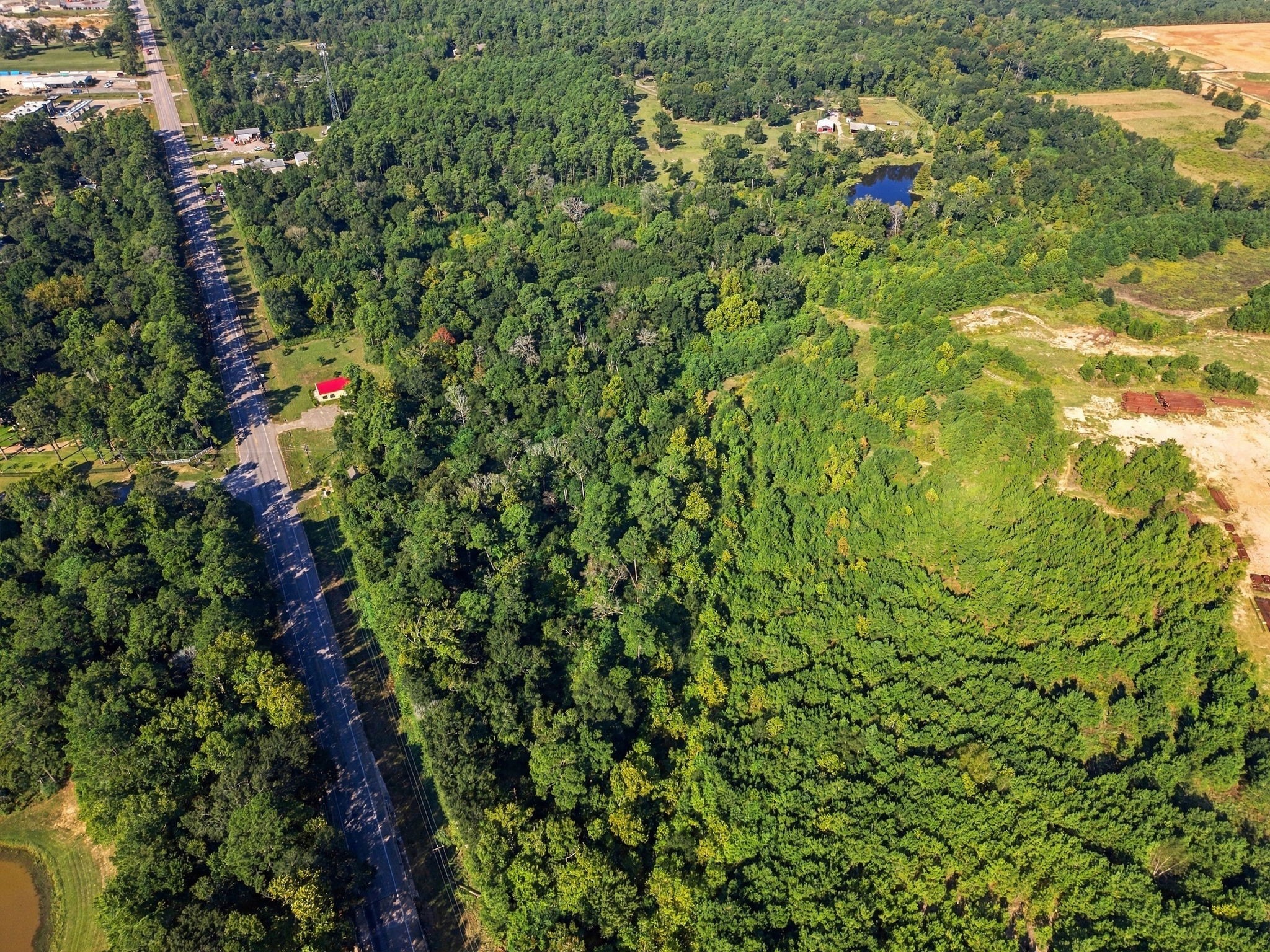 An aerial view of the lot and frontage. An aerial view of the lot and frontage.