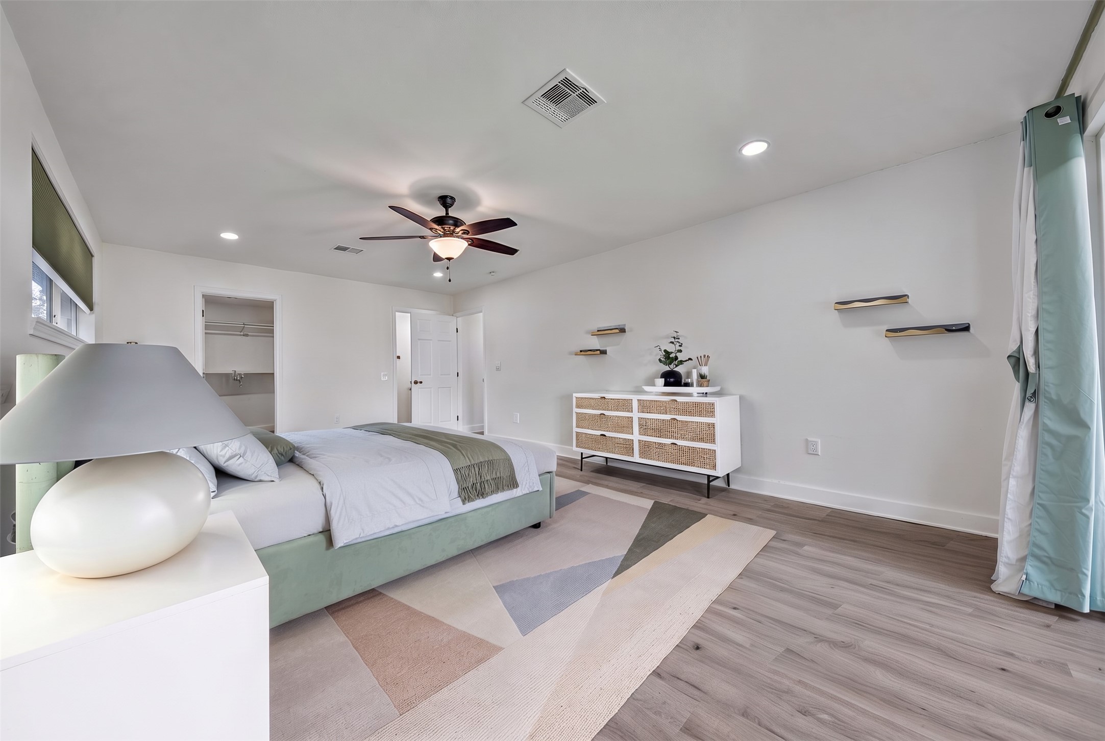11530 Wickersham Lane, Houston, TX 77077