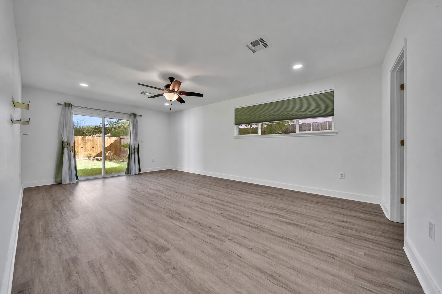 11530 Wickersham Lane, Houston, TX 77077