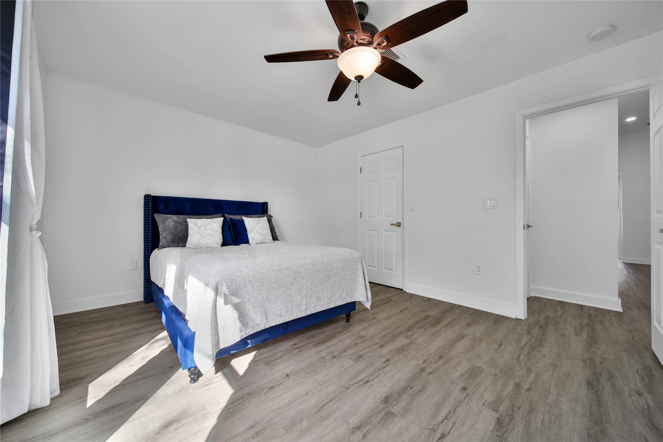 11530 Wickersham Lane, Houston, TX 77077
