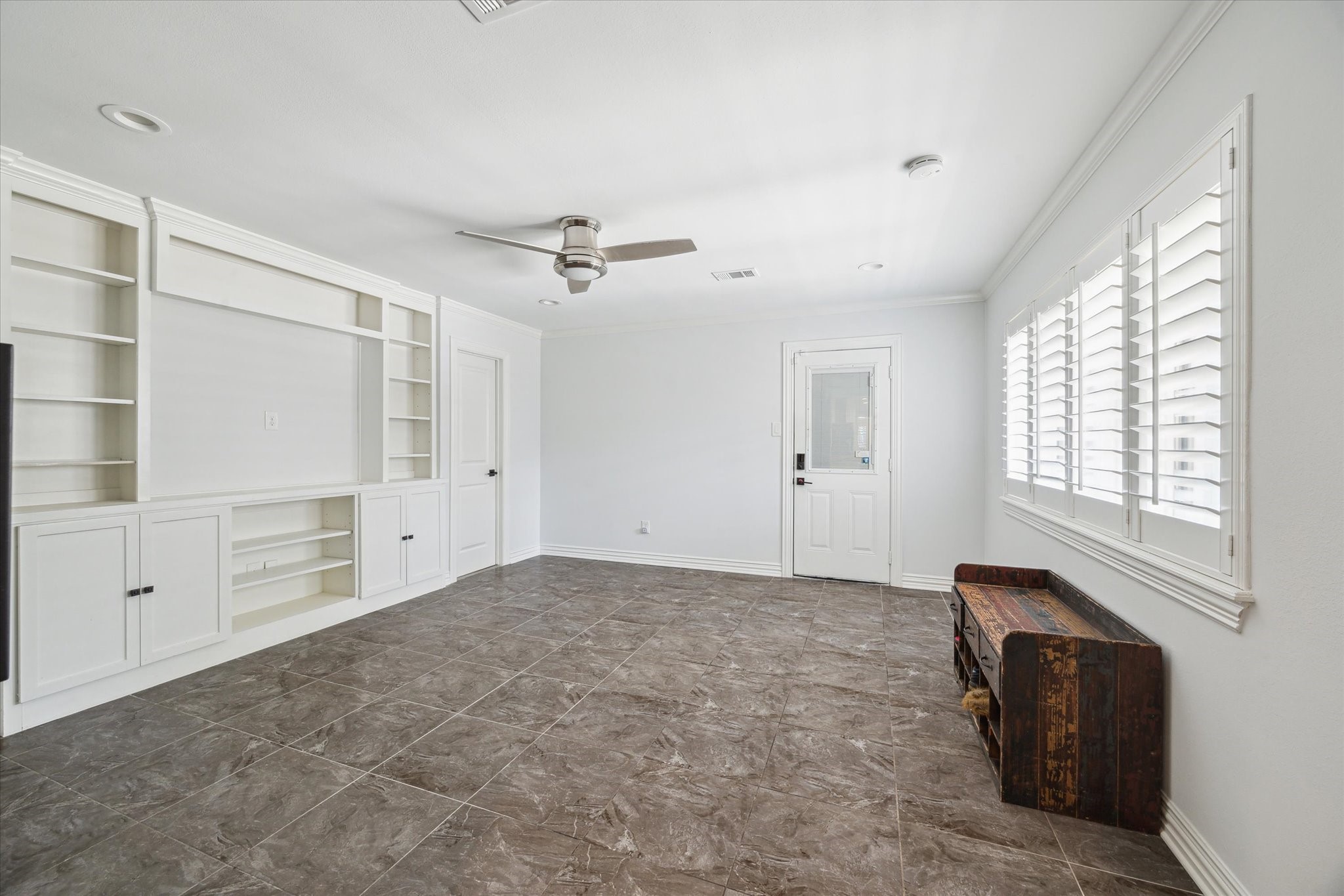 5223 Braesvalley Drive, Houston, TX 77096 5223 Braesvalley Drive, Houston, TX 77096