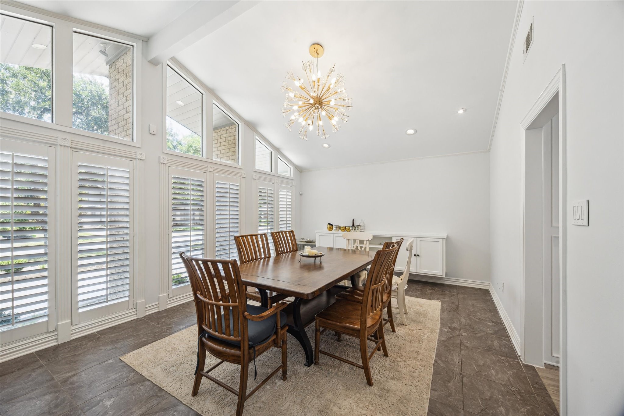 5223 Braesvalley Drive, Houston, TX 77096 5223 Braesvalley Drive, Houston, TX 77096