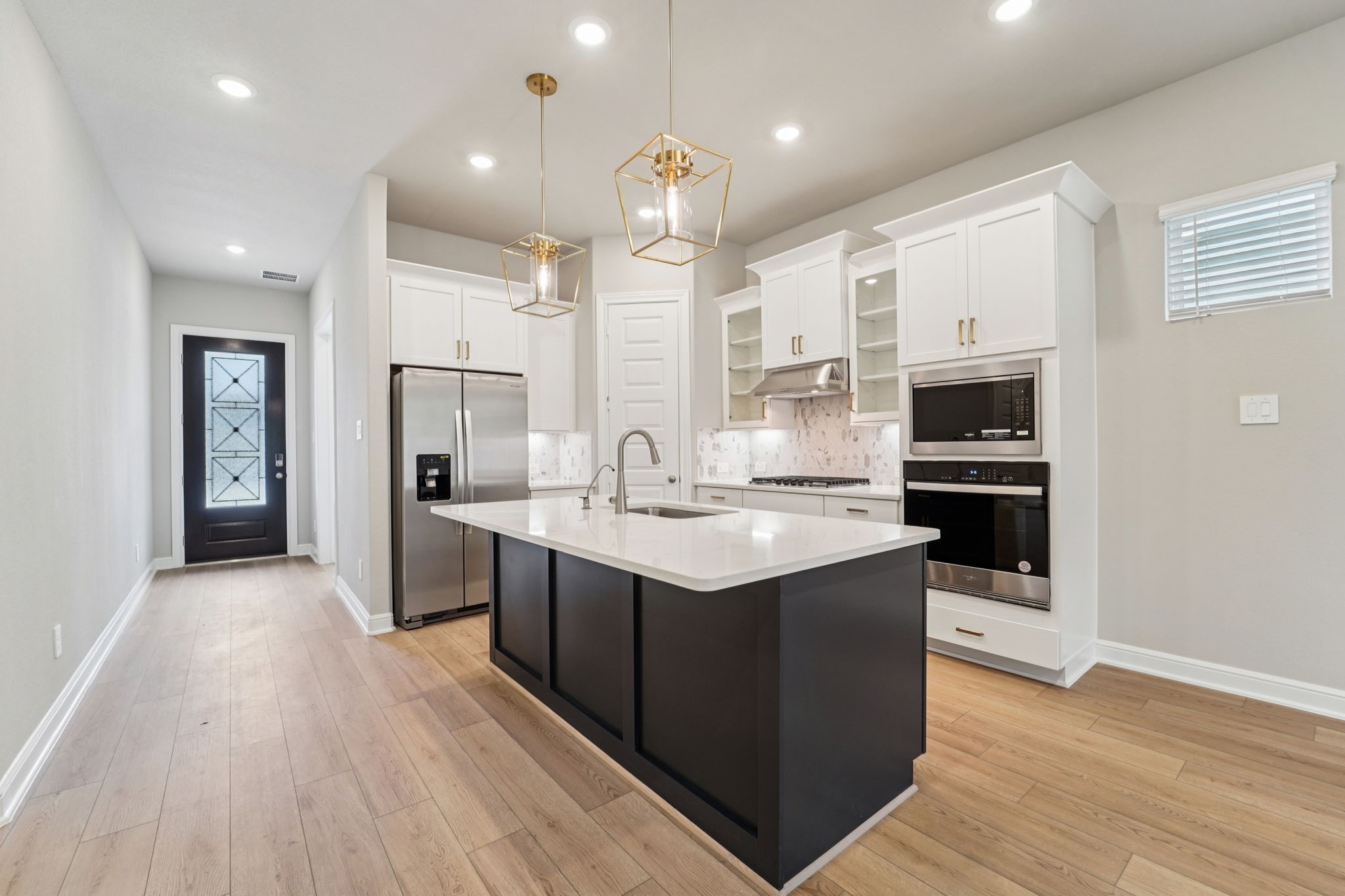 Photo is not of actual home, but is an inspirational photo of builder's model home and may depict options, furnishings, and/or decorator features that are not included.