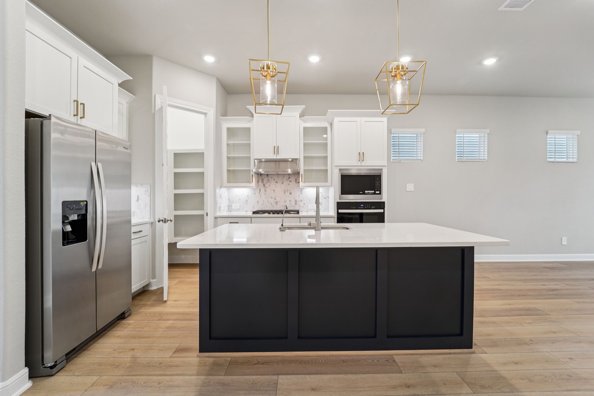Photo is not of actual home, but is an inspirational photo of builder's model home and may depict options, furnishings, and/or decorator features that are not included.