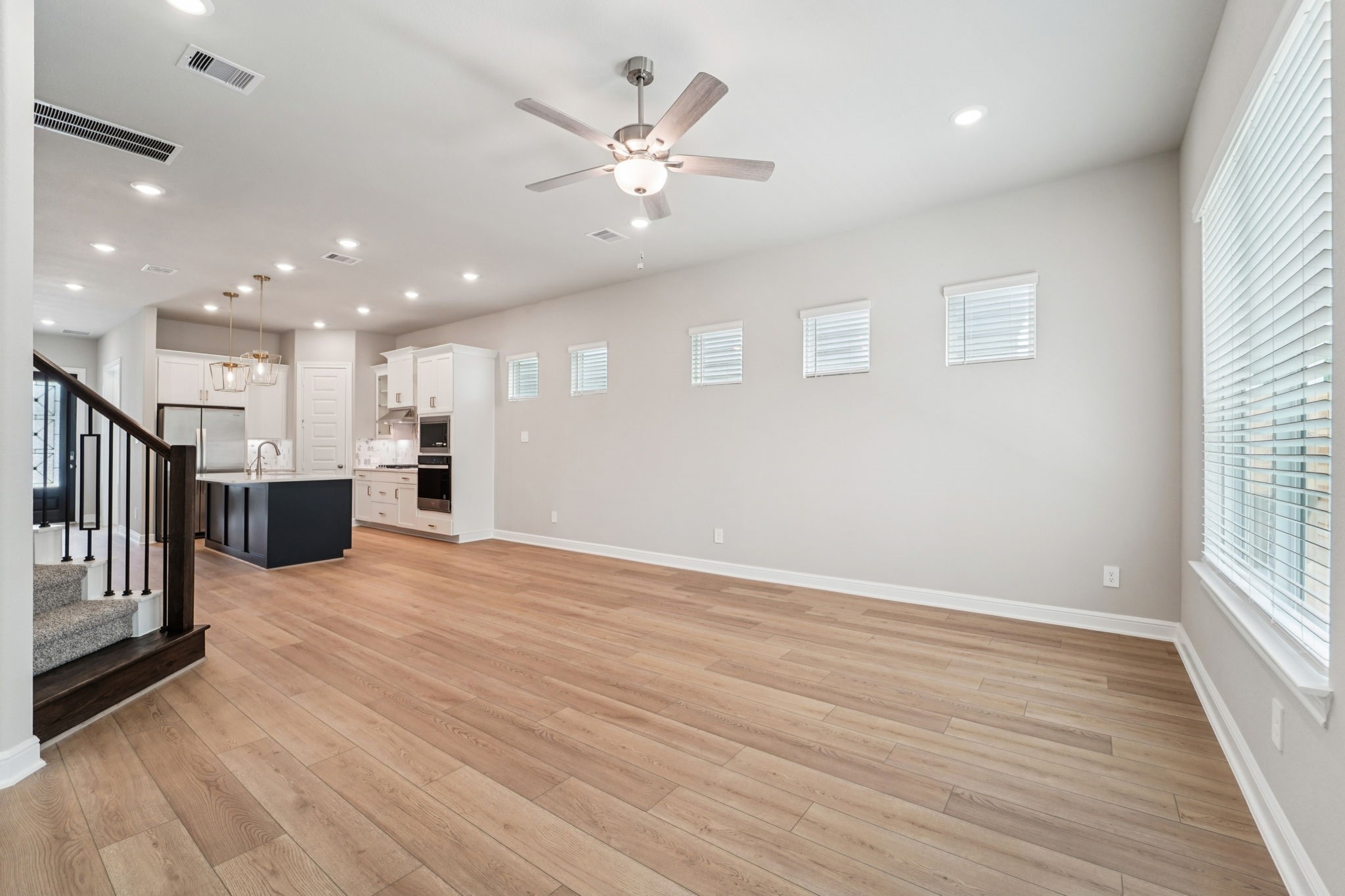 Photo is not of actual home, but is an inspirational photo of builder's model home and may depict options, furnishings, and/or decorator features that are not included. Photo is not of actual home, but is an inspirational photo of builder's model home and may depict options, furnishings, and/or decorator features that are not included.