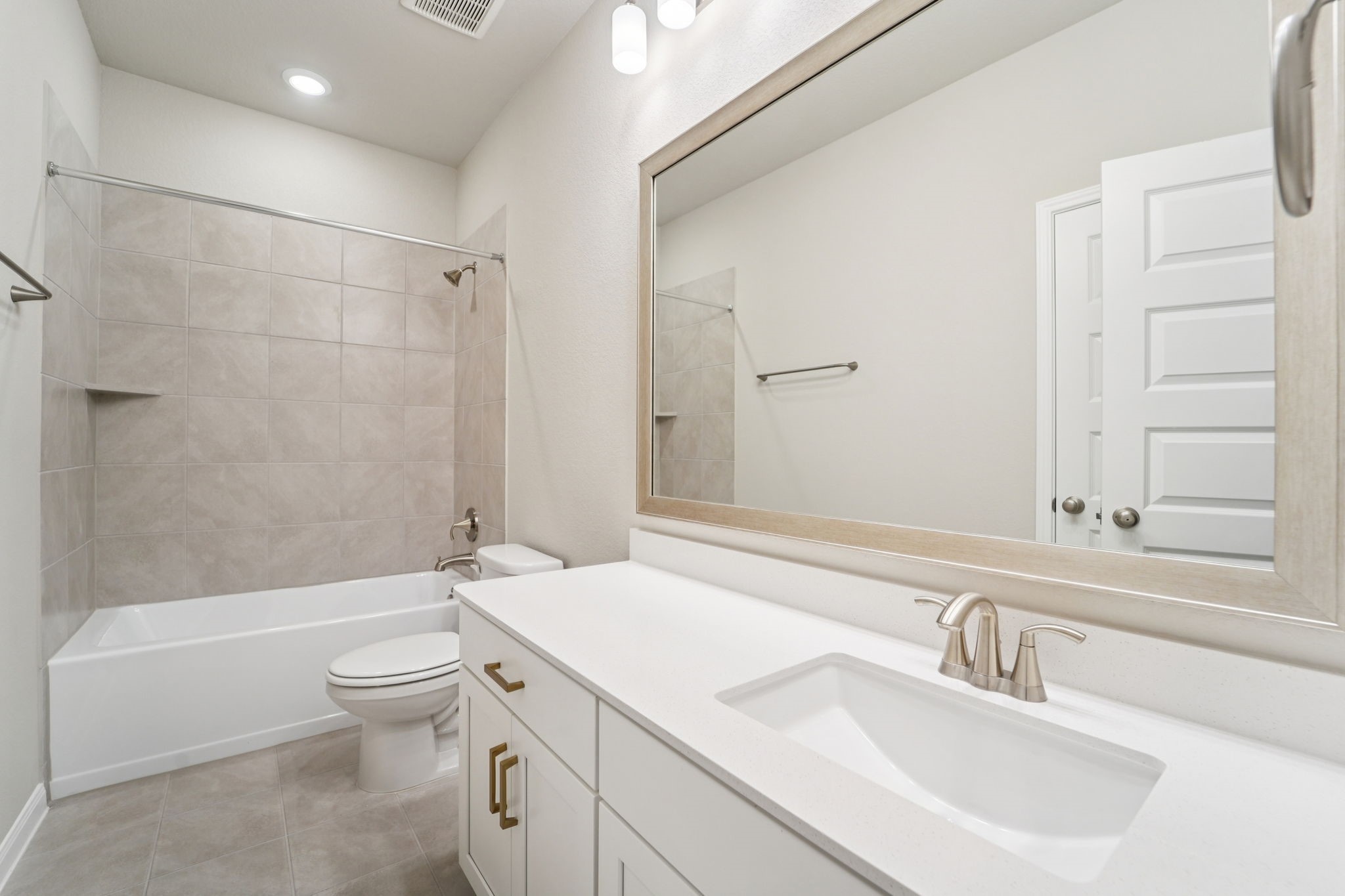 Photo is not of actual home, but is an inspirational photo of builder's model home and may depict options, furnishings, and/or decorator features that are not included.