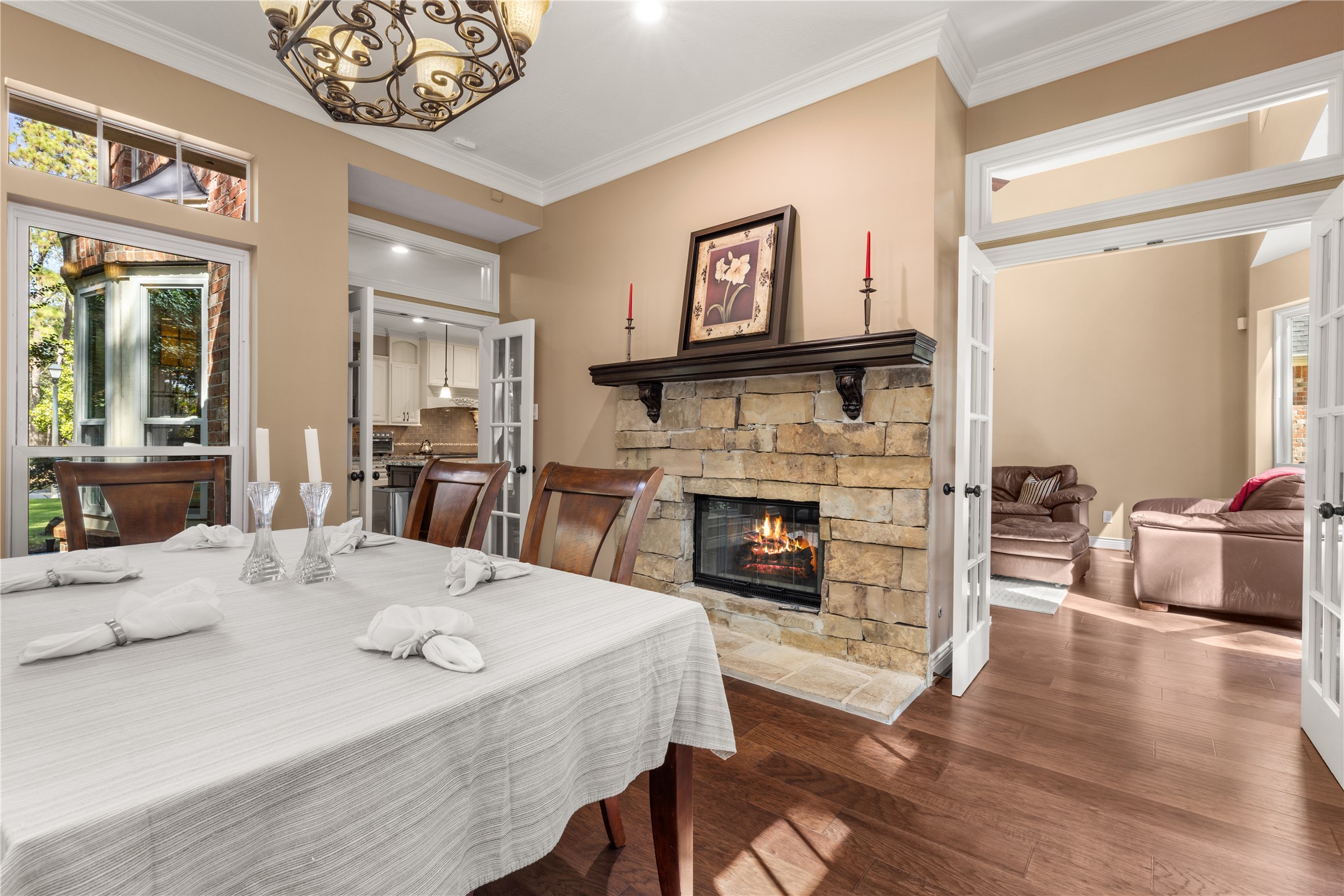 Gas Fireplace. Fireplace fire has been digitally added for illustrative purposes.