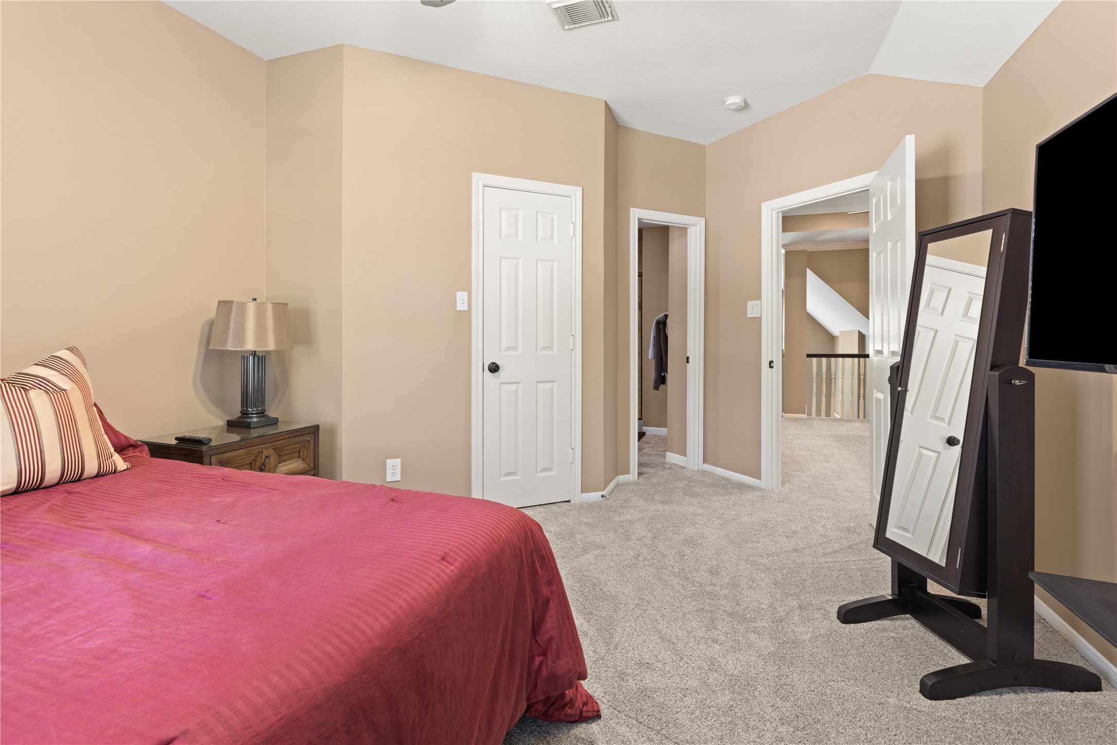Large bedroom with walk in closet
