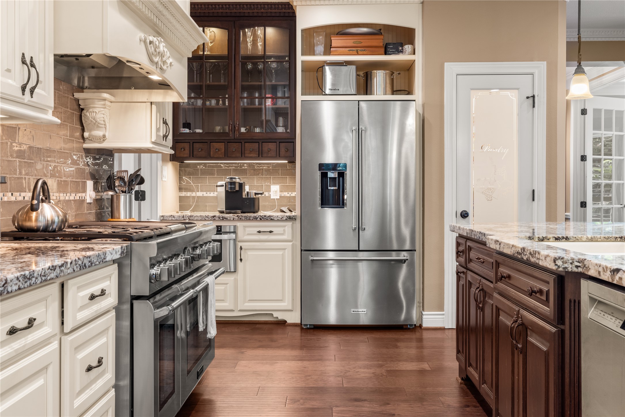 Custom cabinets with under cabinet lighting