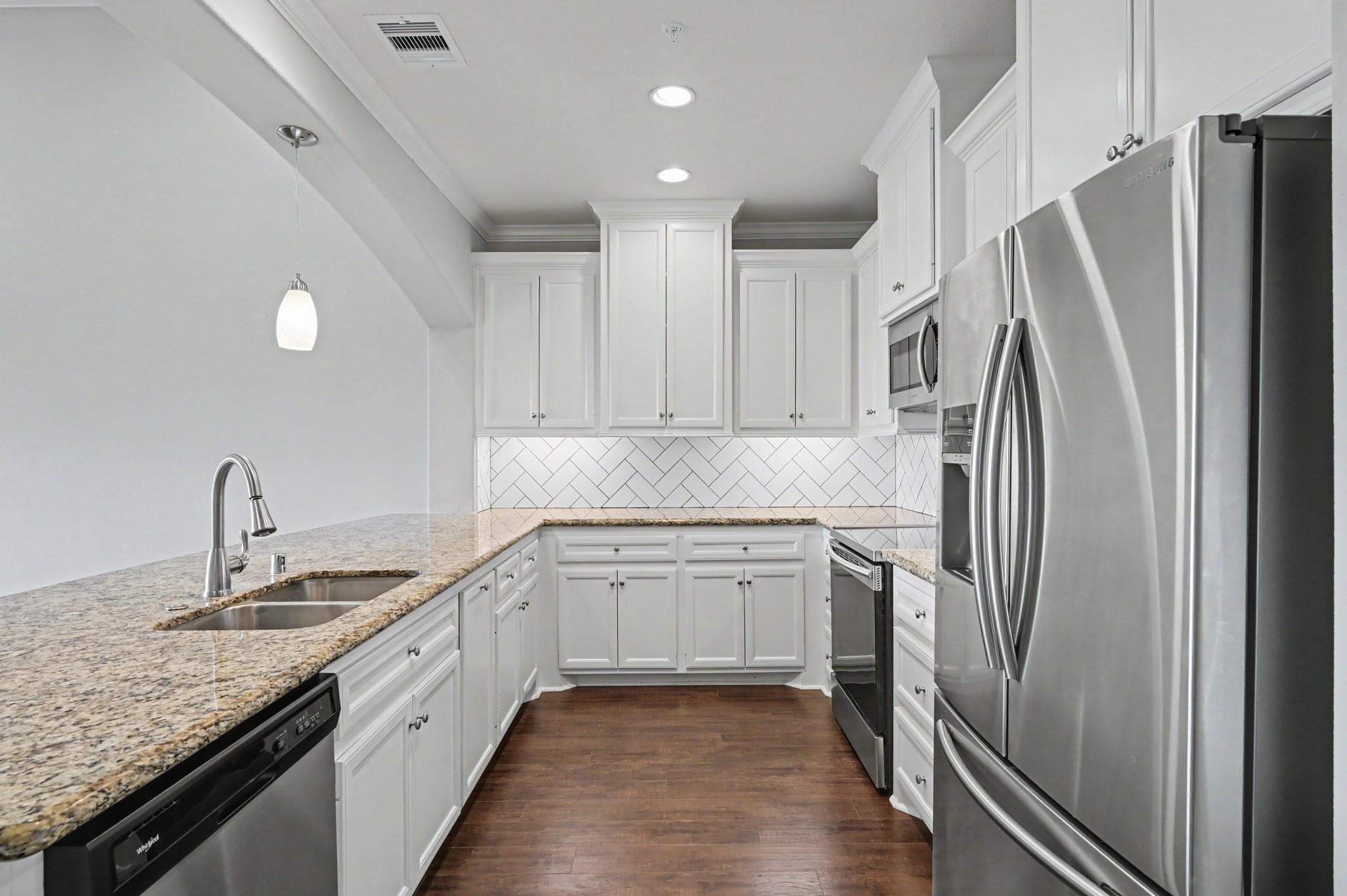 2nd floor kitchen