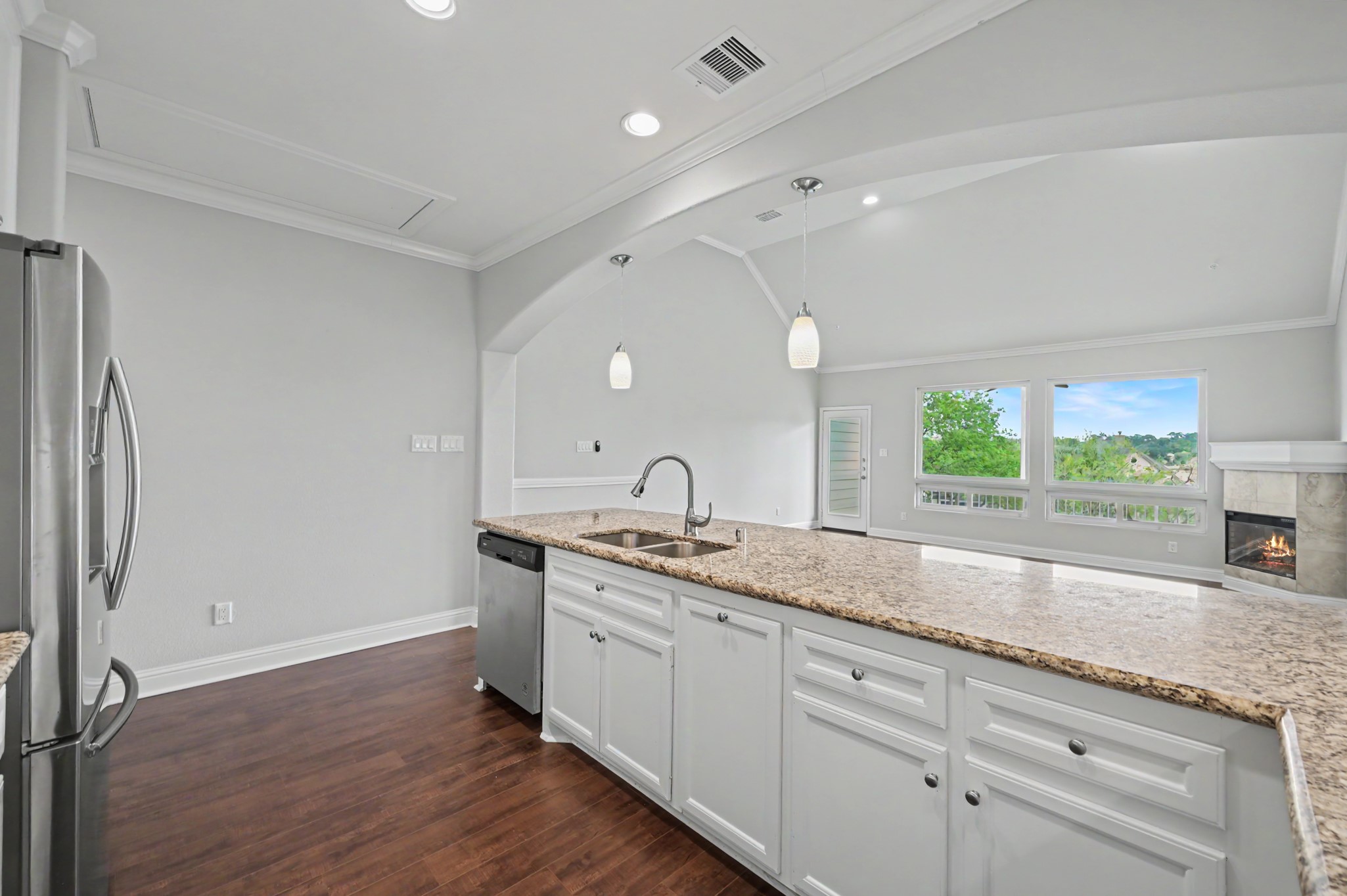 2nd floor kitchen