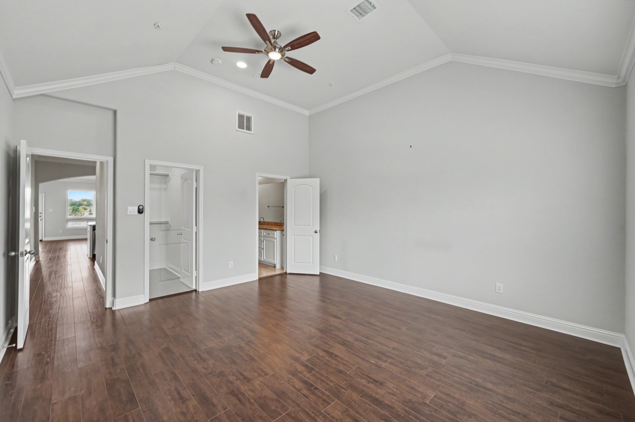 2nd floor primary bedroom