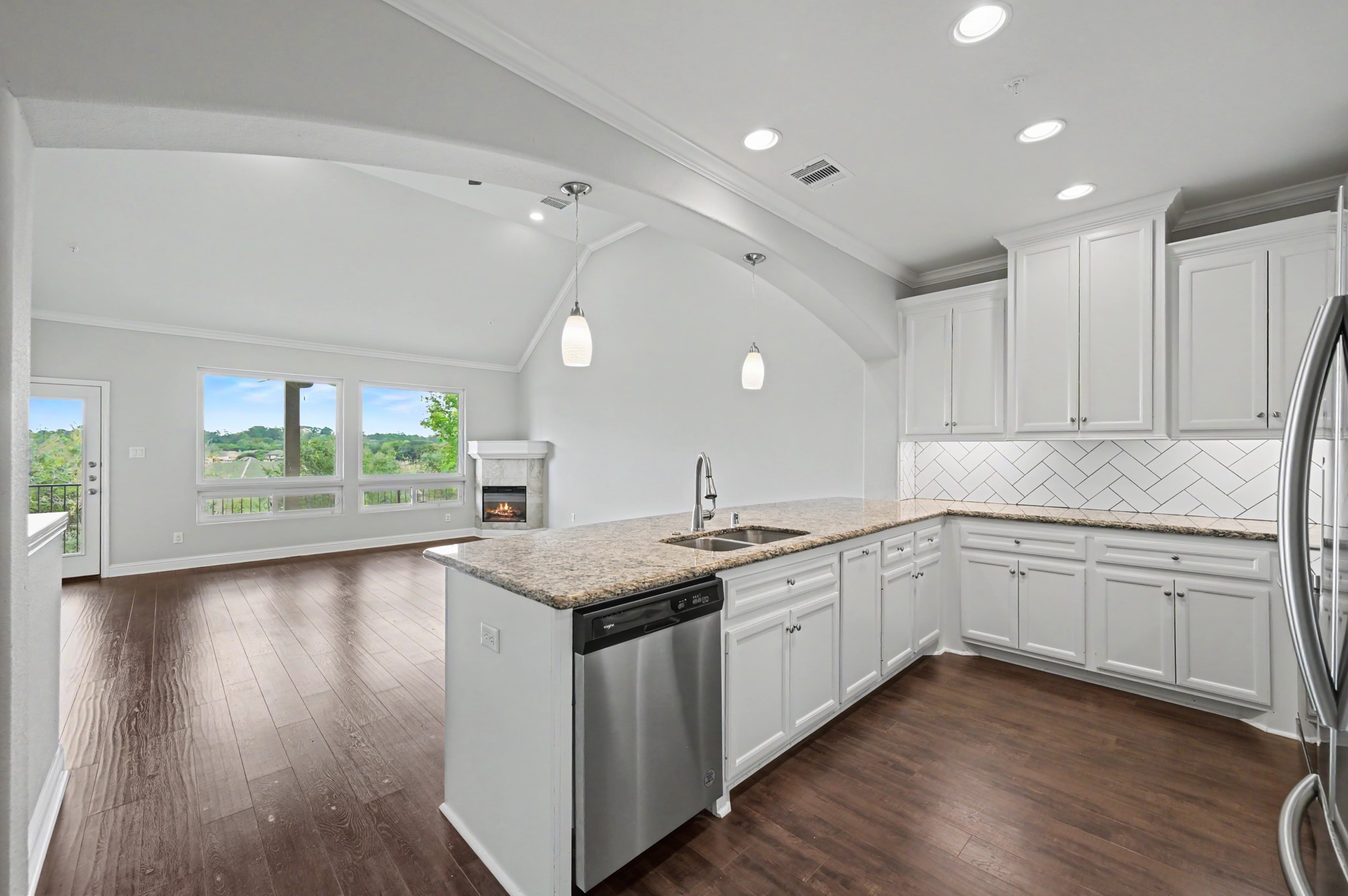 2nd floor kitchen and living room