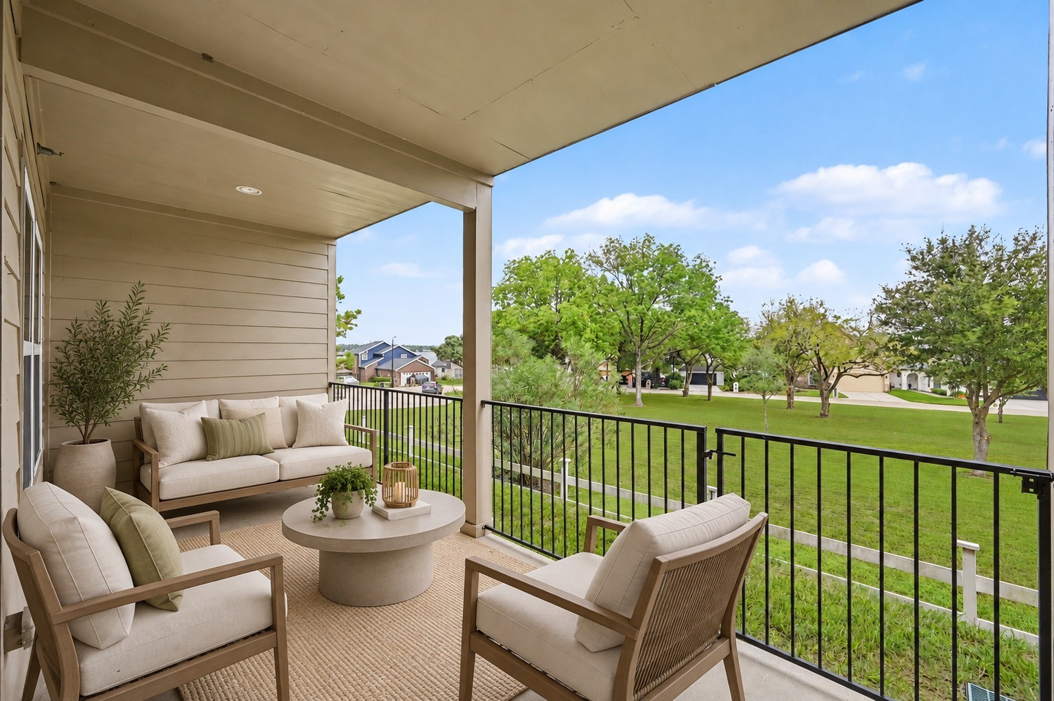 staged 1st floor balcony