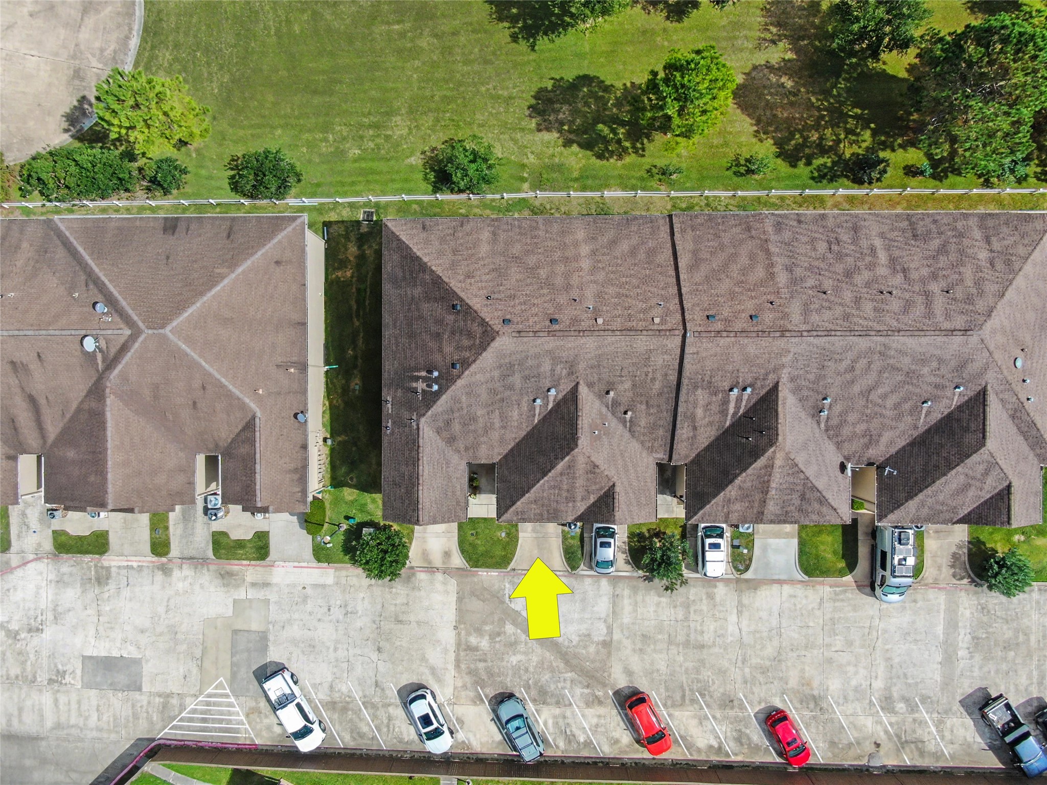 areal view of townhome complex unit