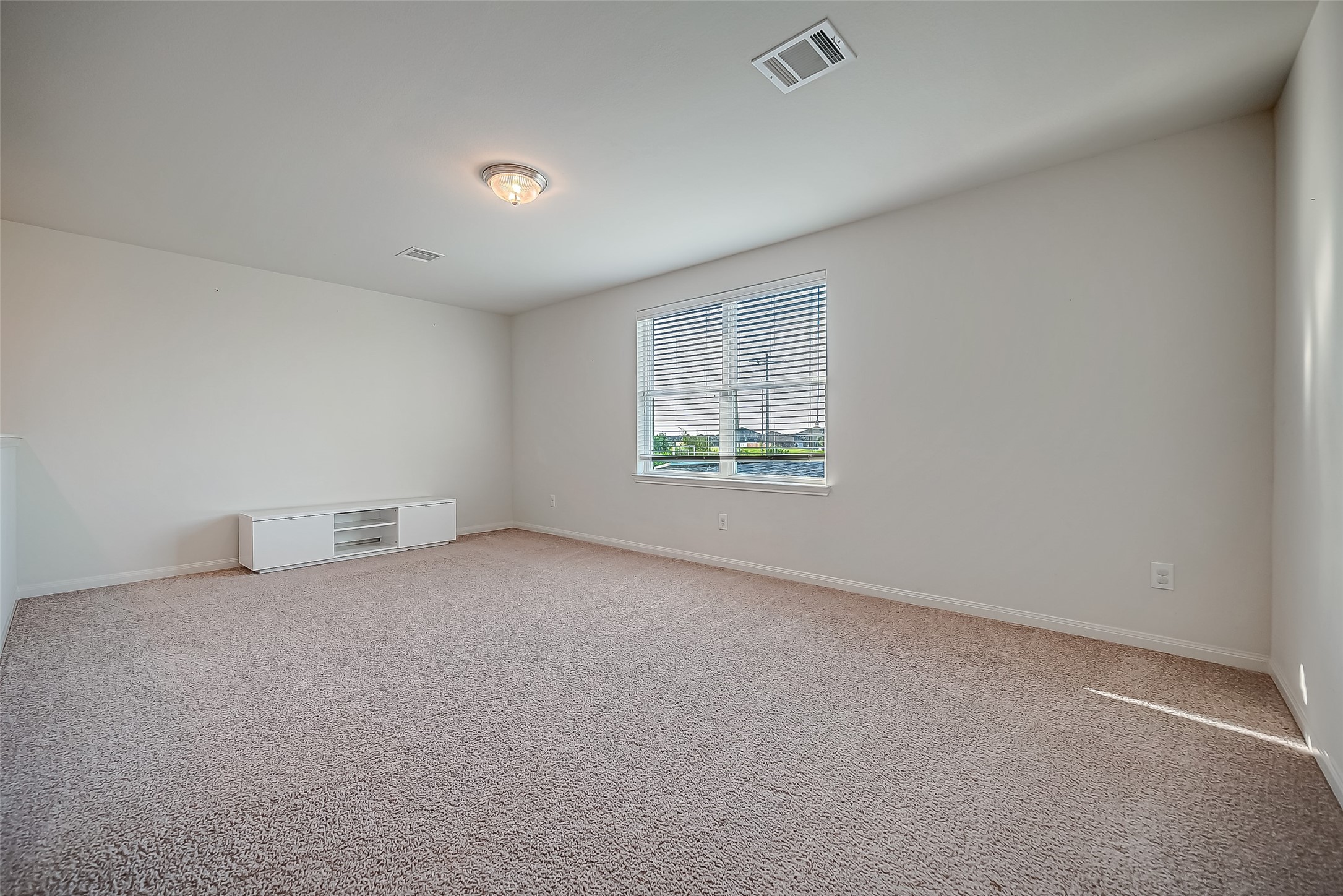 346 Apache Field Lane, La Marque, TX 77568