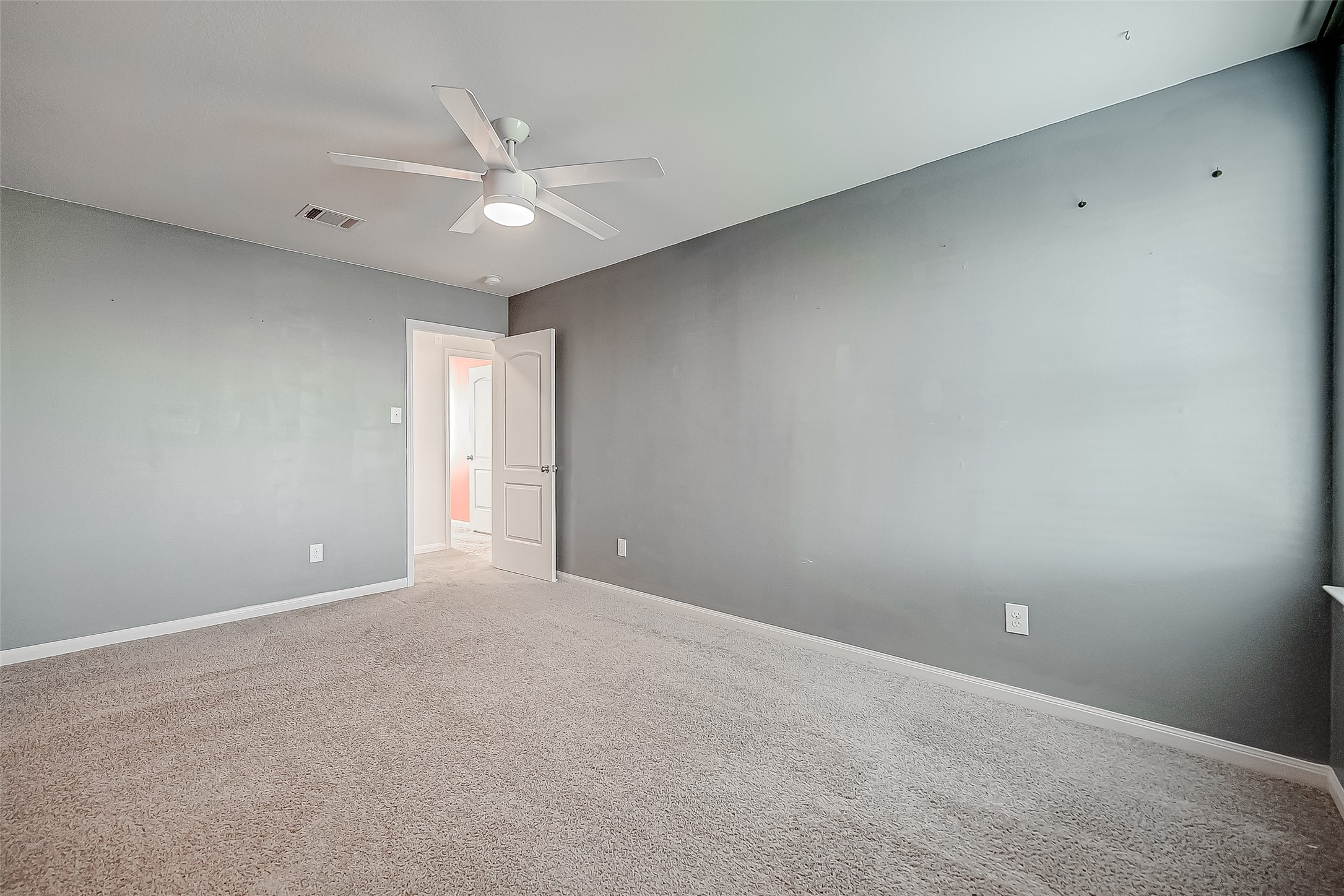 346 Apache Field Lane, La Marque, TX 77568