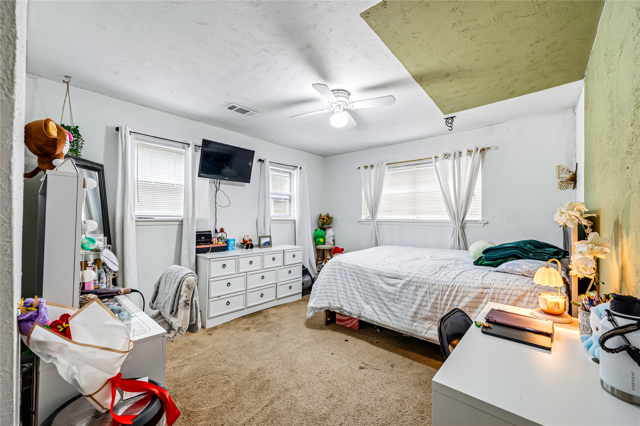 8823 Shadow Crest Street, Houston, TX 77074