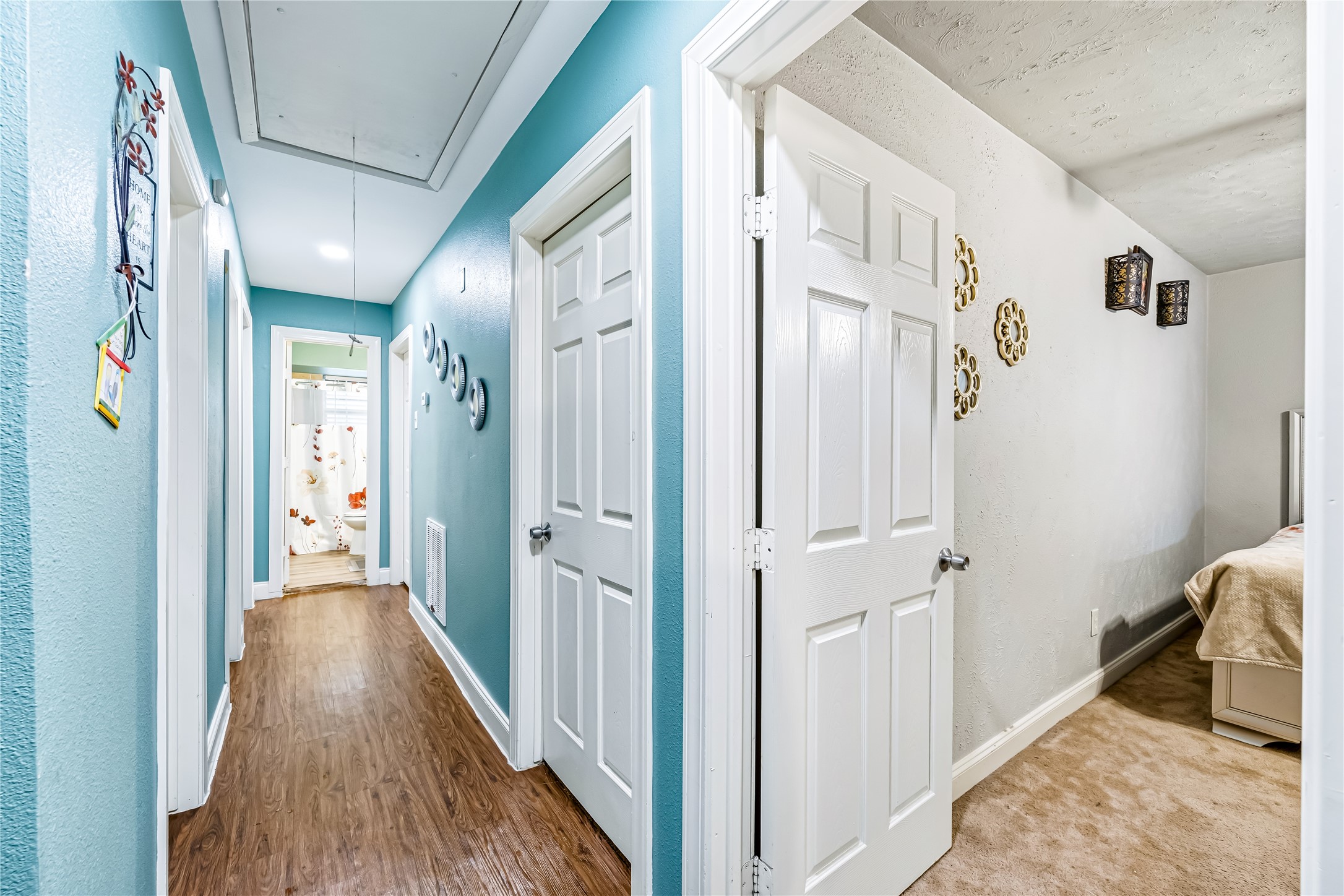 8823 Shadow Crest Street, Houston, TX 77074