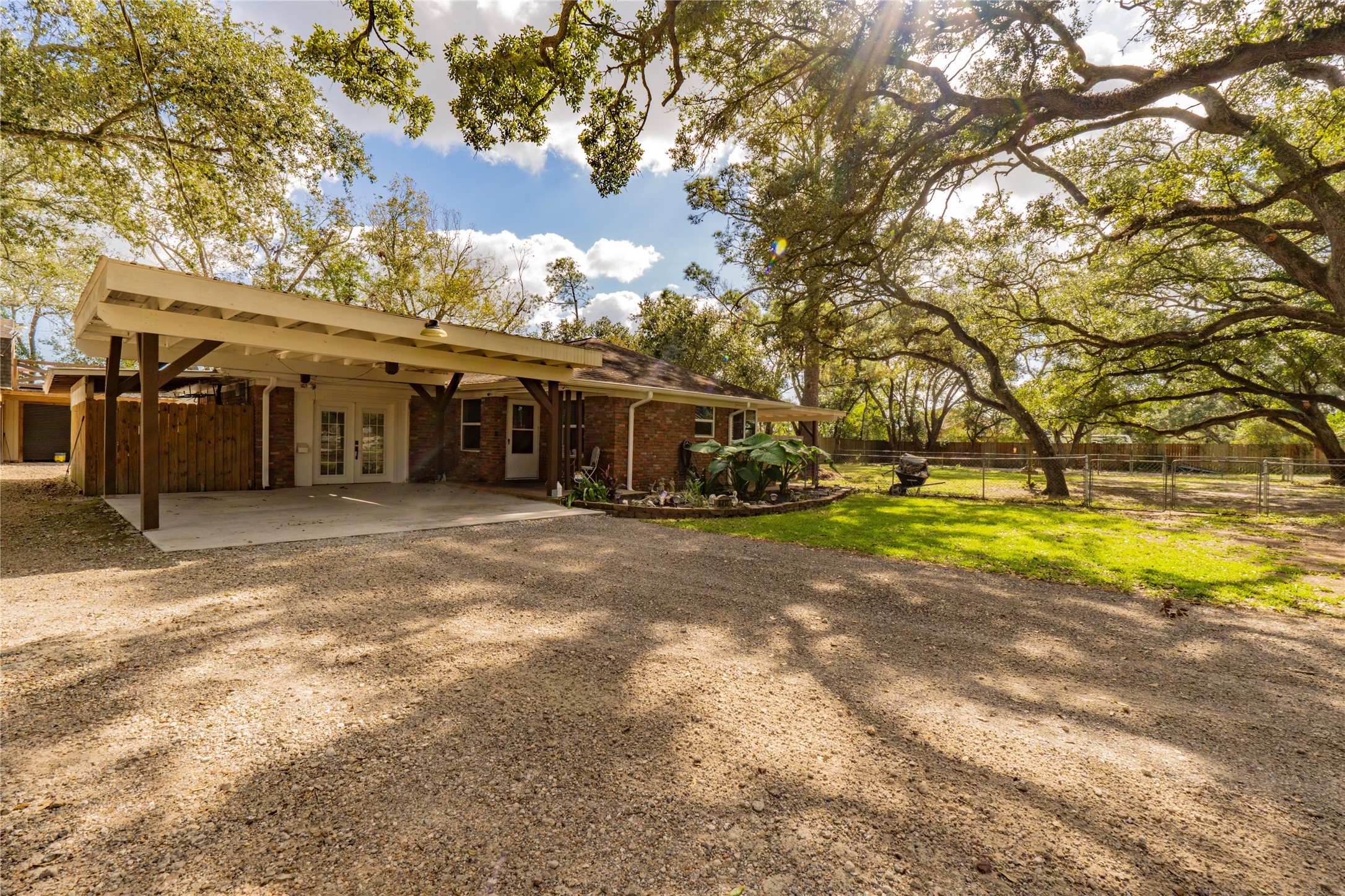 4417 Cherry Street, Santa Fe, TX 77517 4417 Cherry Street, Santa Fe, TX 77517