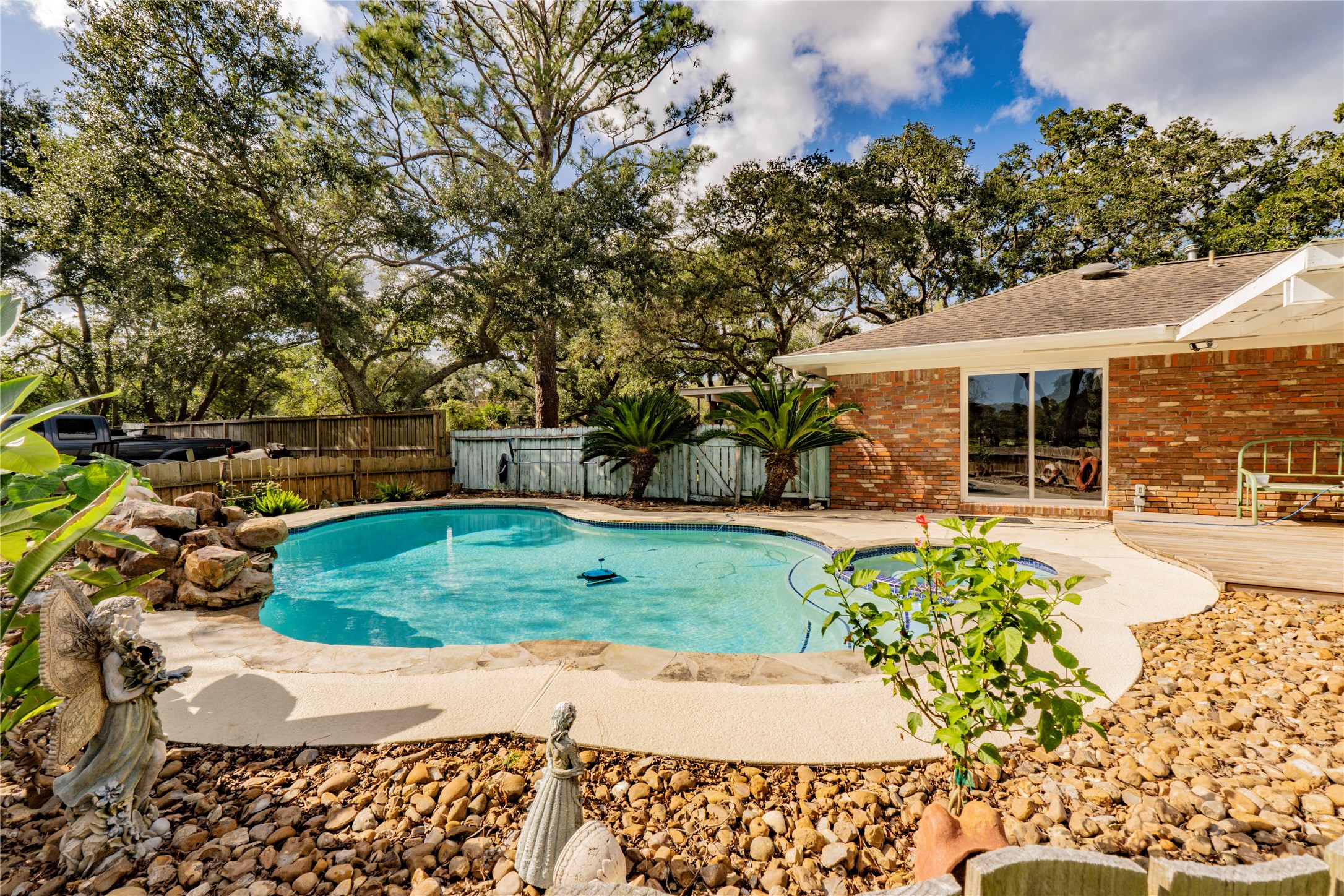 4417 Cherry Street, Santa Fe, TX 77517