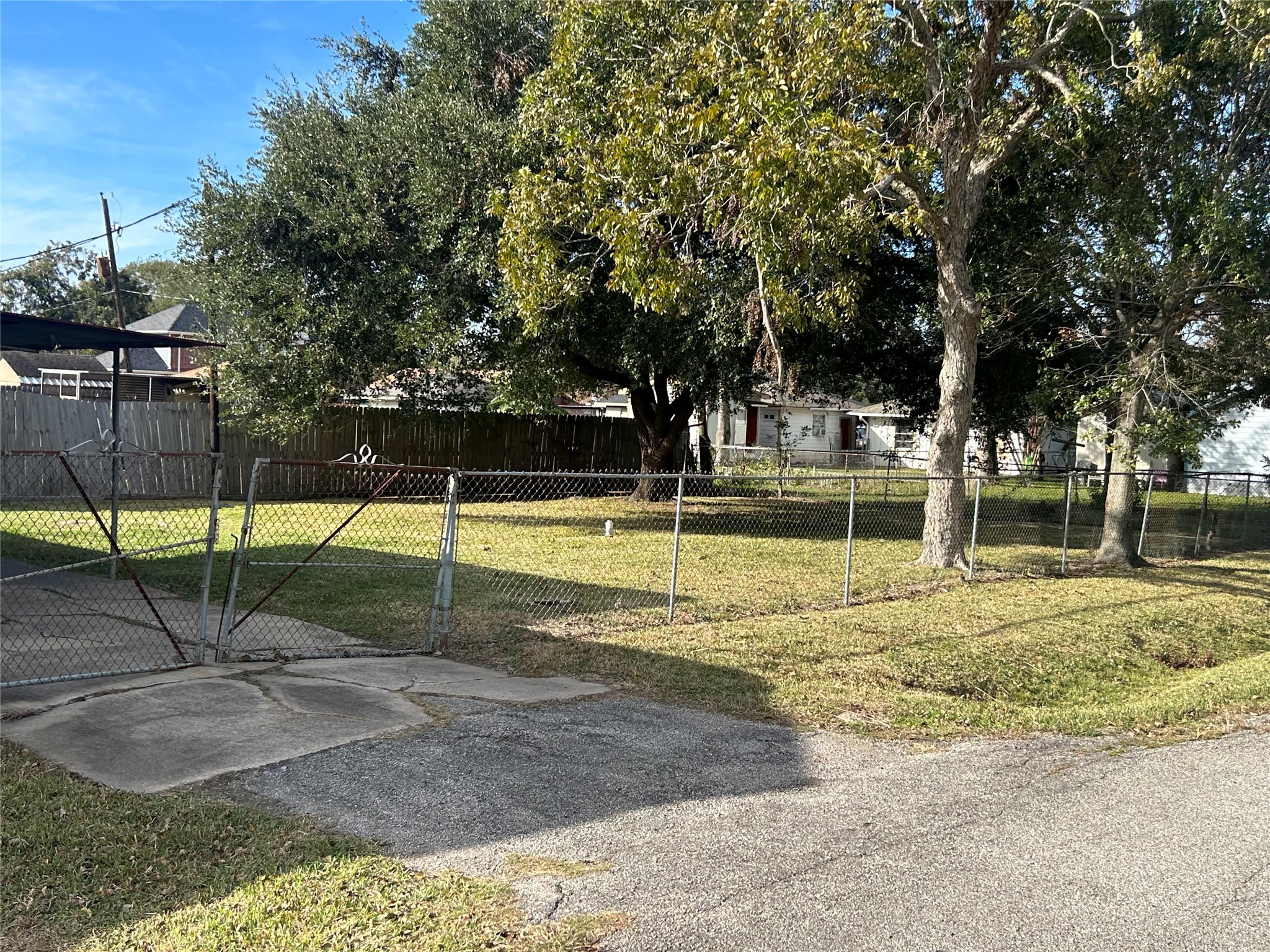 915 Avenue M, South Houston, TX 77587