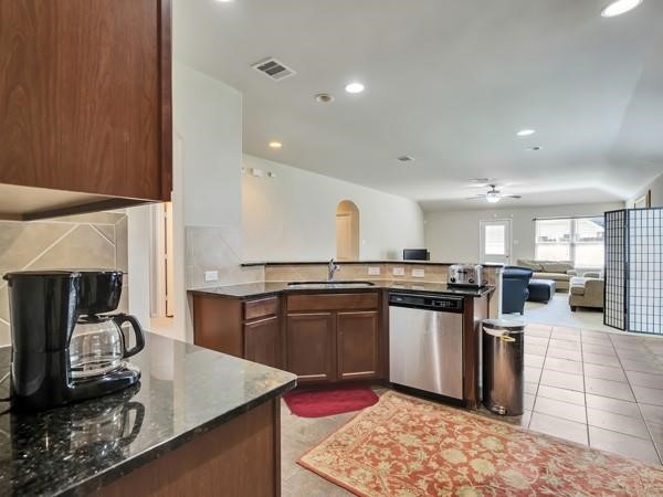 1519 Brook Hollow Drive Drive, Pearland, TX 77581