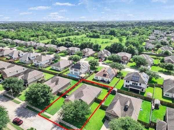 1519 Brook Hollow Drive Drive, Pearland, TX 77581