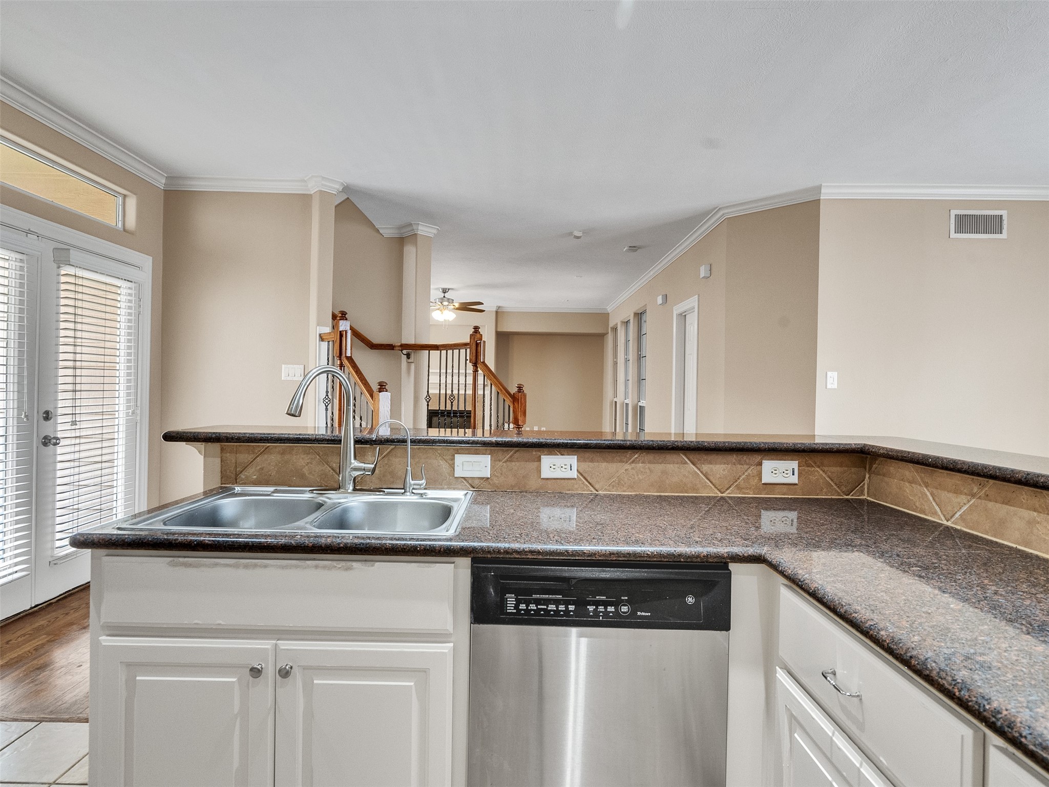 4319 Lillian Street, Houston, TX 77007