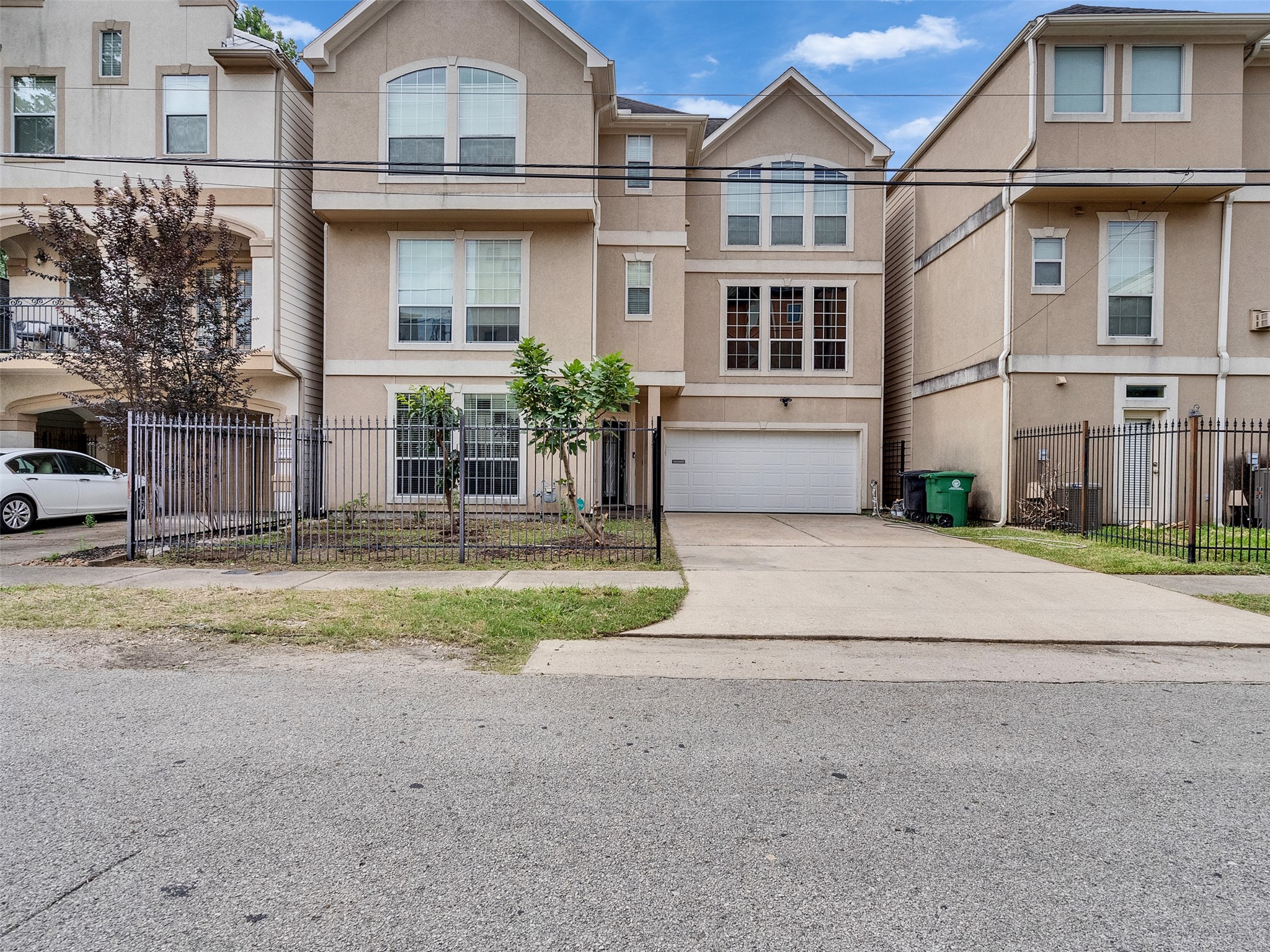 4319 Lillian Street, Houston, TX 77007