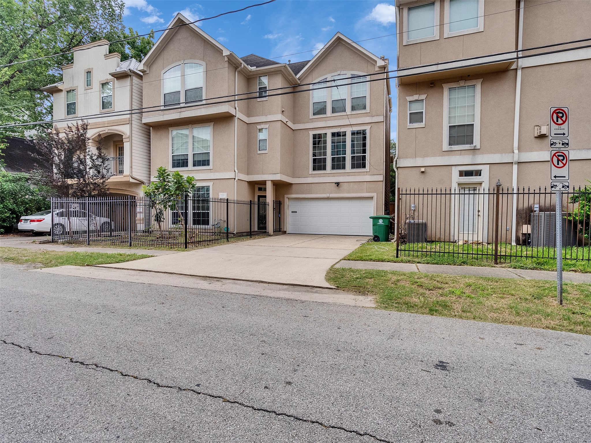 4319 Lillian Street, Houston, TX 77007